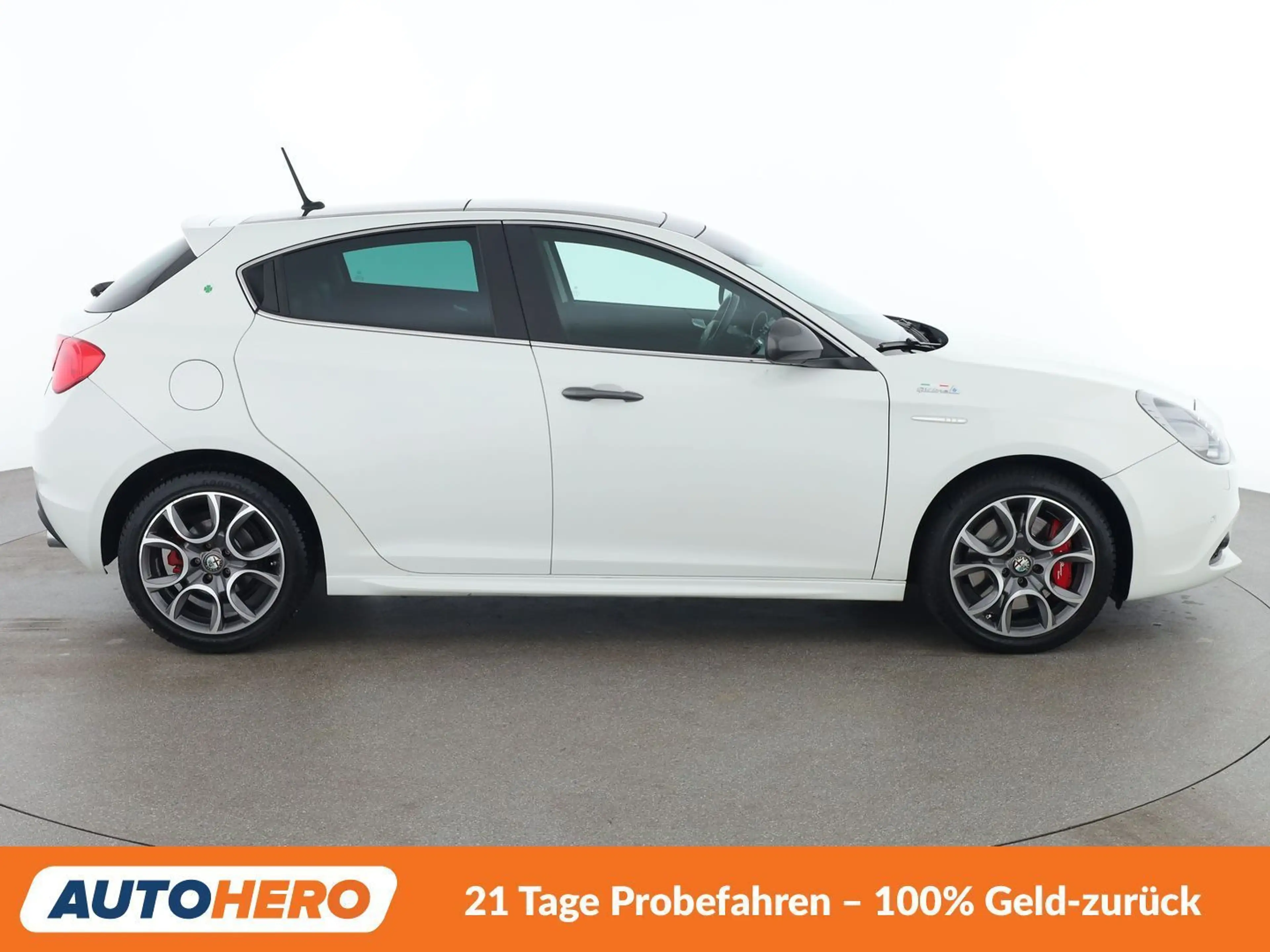 Alfa Romeo Giulietta 2.0 JTDM Exclusive — photo 7