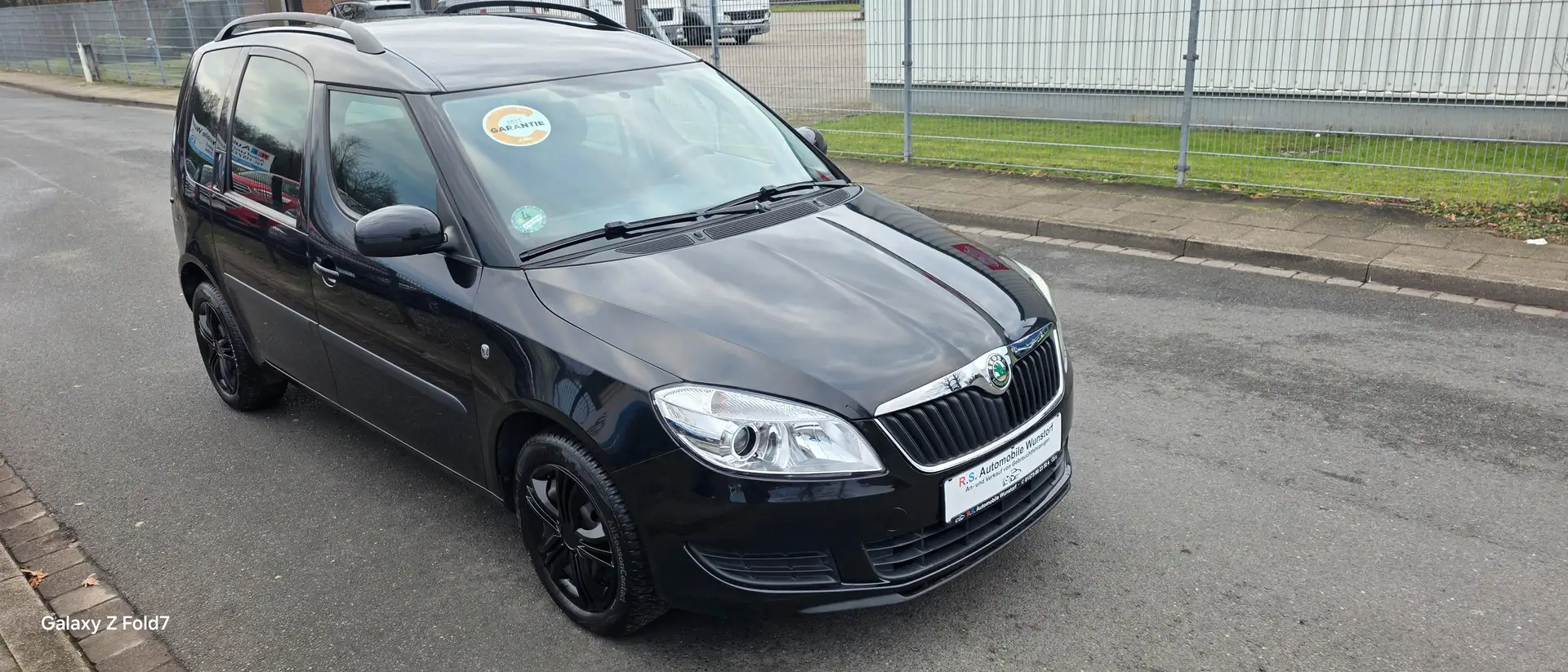 Skoda Roomster Ambition Plus Edition Schwarz - 2