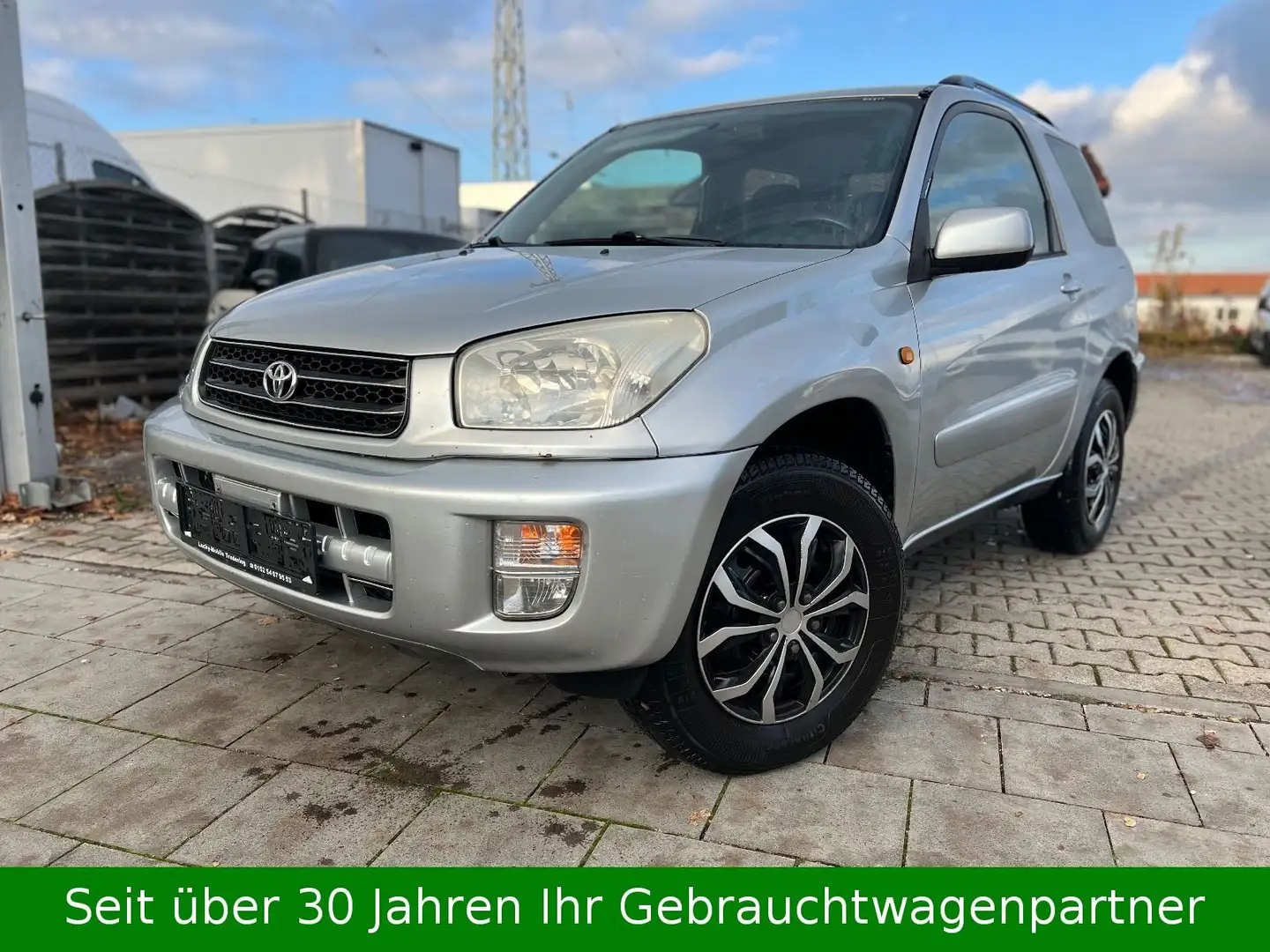 Toyota RAV 4 2.0-VVT-i 4x4 Automatik - LPG - Klima Silber - 1