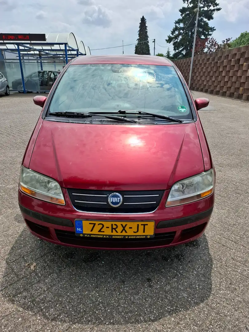 Fiat Idea Idea 1.4-16V Emotion Rojo - 1