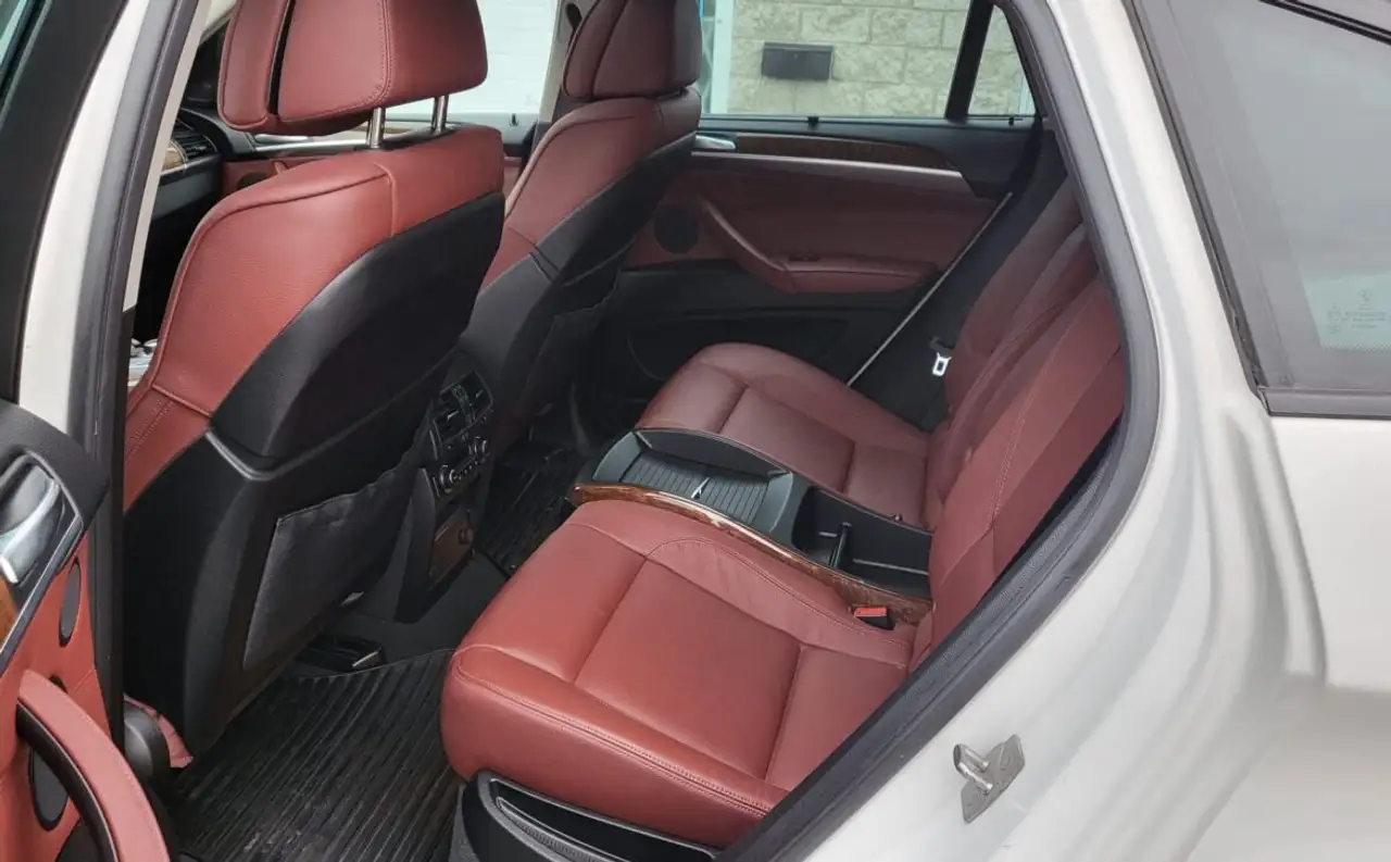 BMW X6 снимка BMW X6