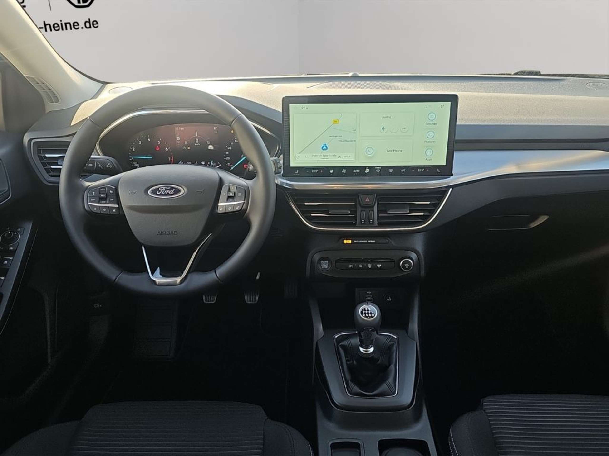 Fahrzeugabbildung Ford Focus TITANIUM 1.0 Ltr. Hybrid 125 PS *LED*CARPLAY* - mit KI generiert/bearbeitet