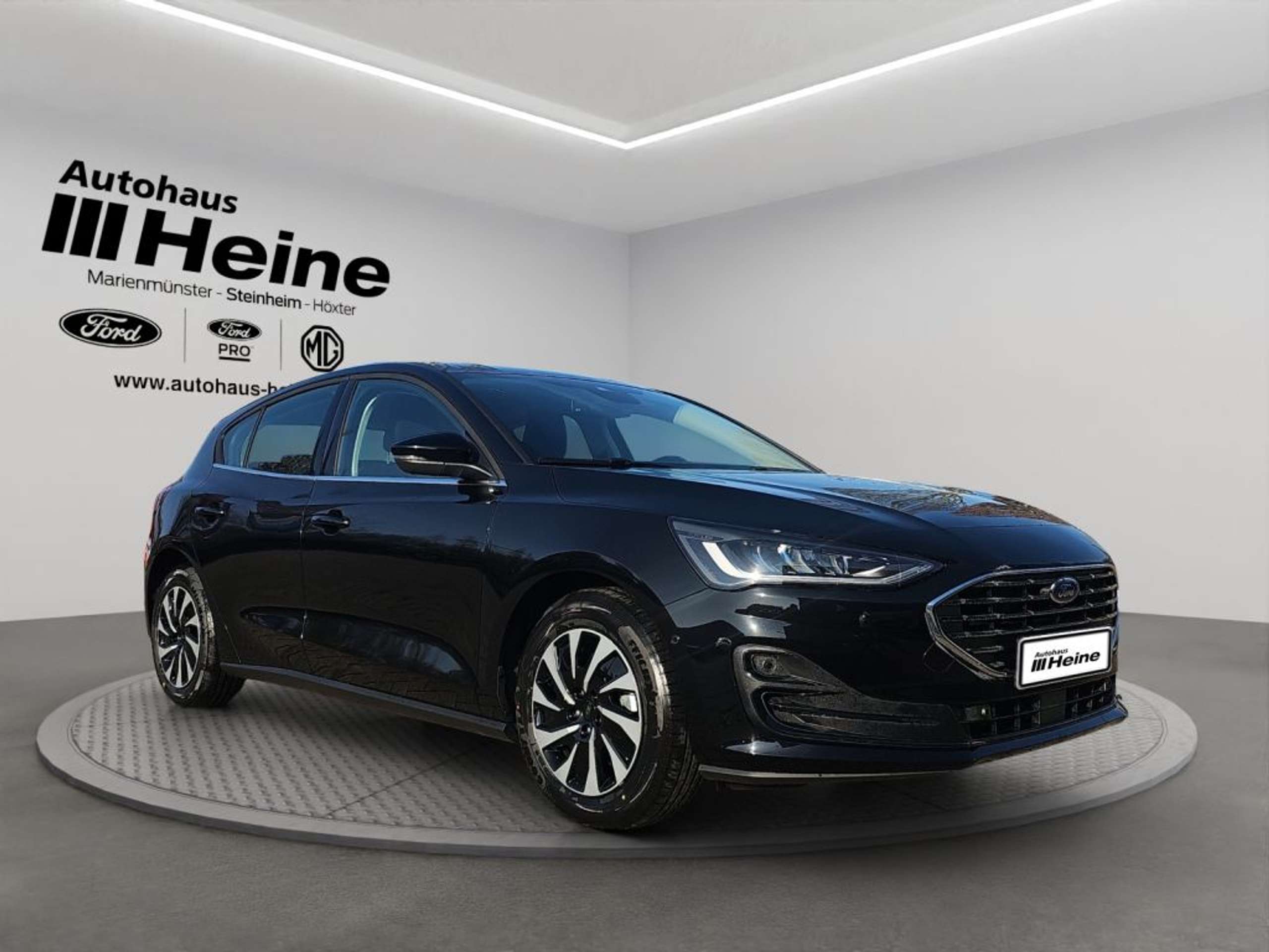 Fahrzeugabbildung Ford Focus TITANIUM 1.0 Ltr. Hybrid 125 PS *LED*CARPLAY* - mit KI generiert/bearbeitet