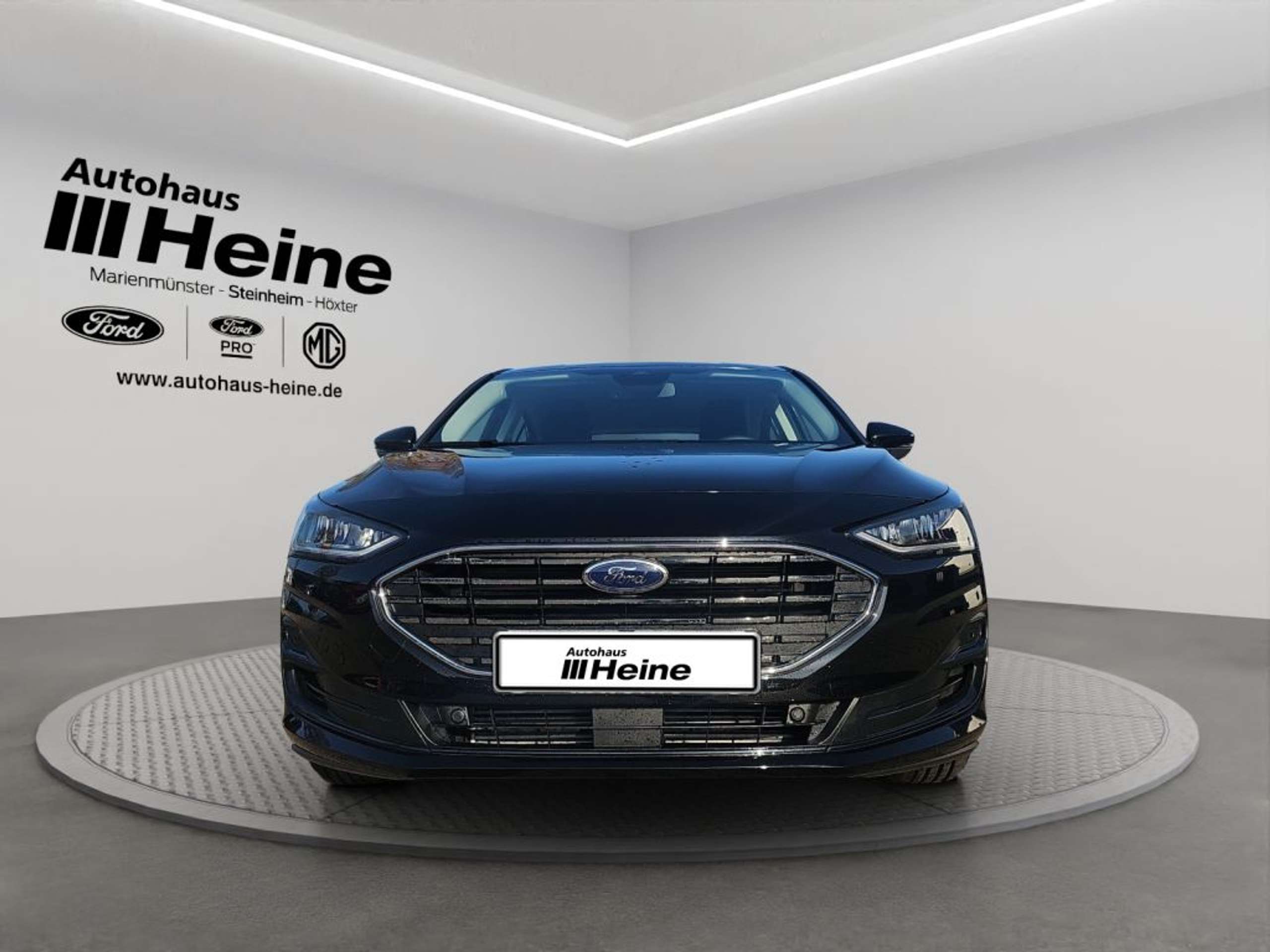 Fahrzeugabbildung Ford Focus TITANIUM 1.0 Ltr. Hybrid 125 PS *LED*CARPLAY* - mit KI generiert/bearbeitet