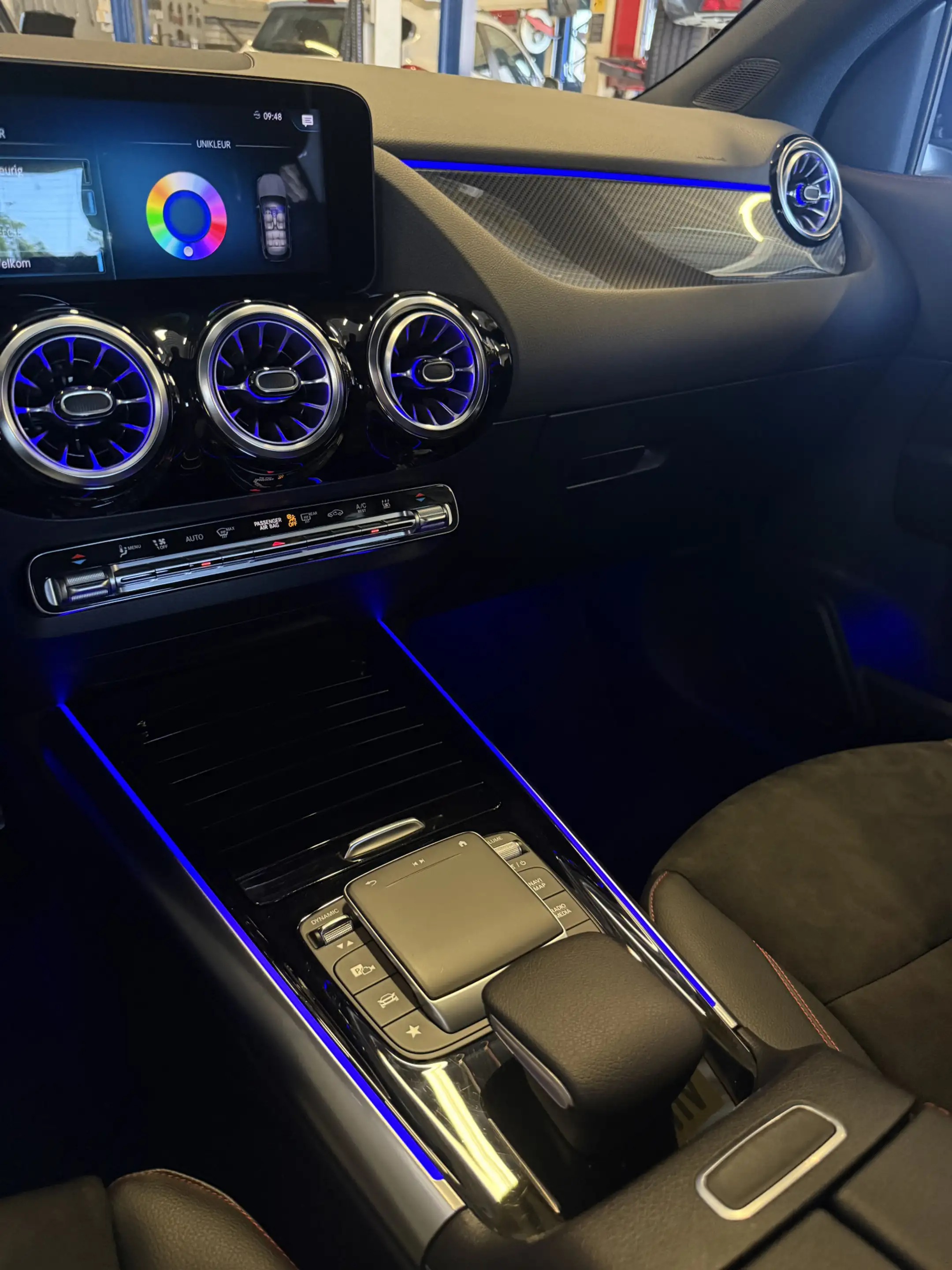 Mercedes-Benz GLA 250 e Business Solution AMG Limited | AUTOMAAT | TREKH — photo 26