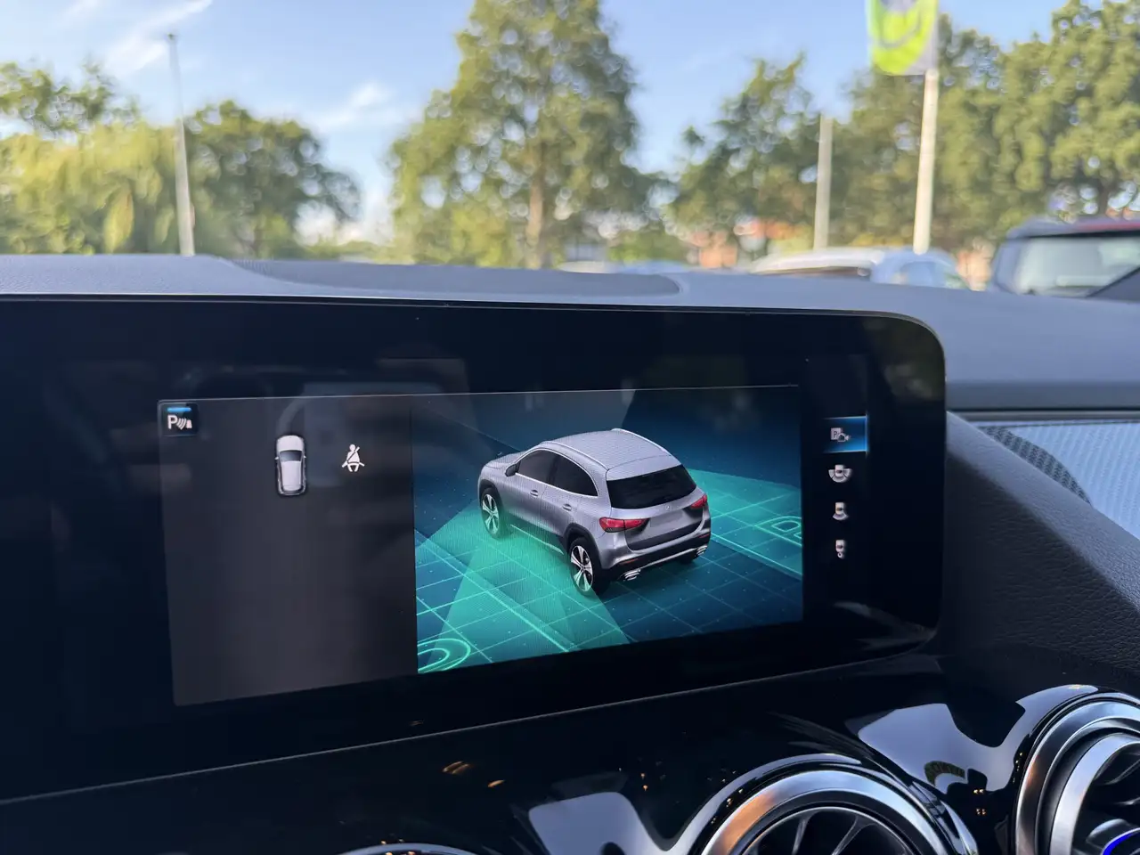Mercedes-Benz GLA e Business Solution AMG Limited AUTOMAAT TREKH, миниатюра 19