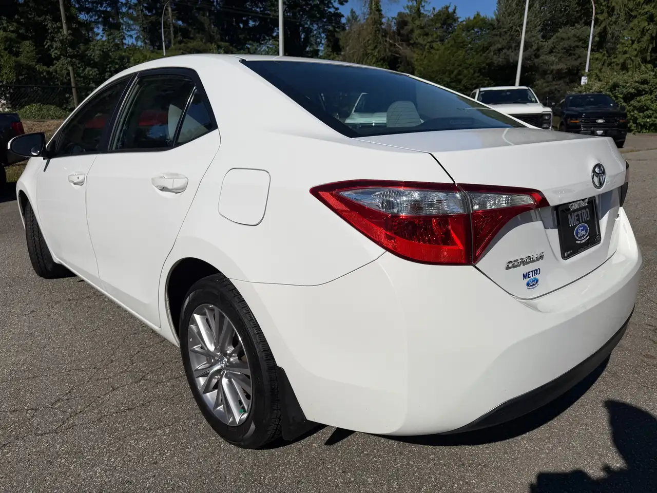 Toyota Corolla photo Toyota Corolla