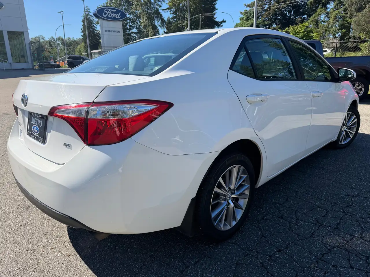Toyota Corolla photo Toyota Corolla