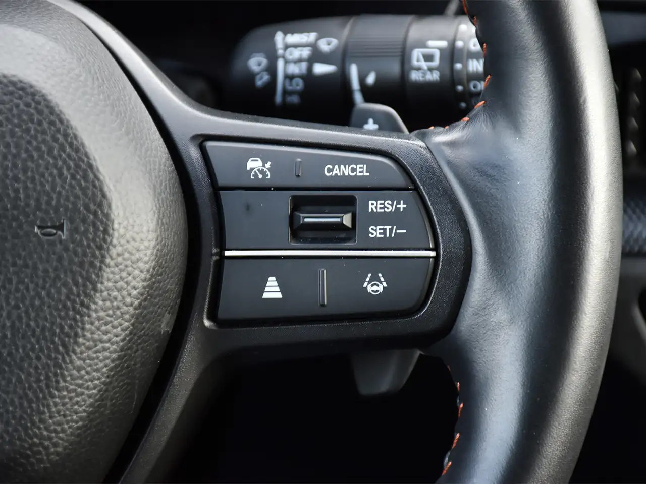 Honda CR-V photo Honda CR-V