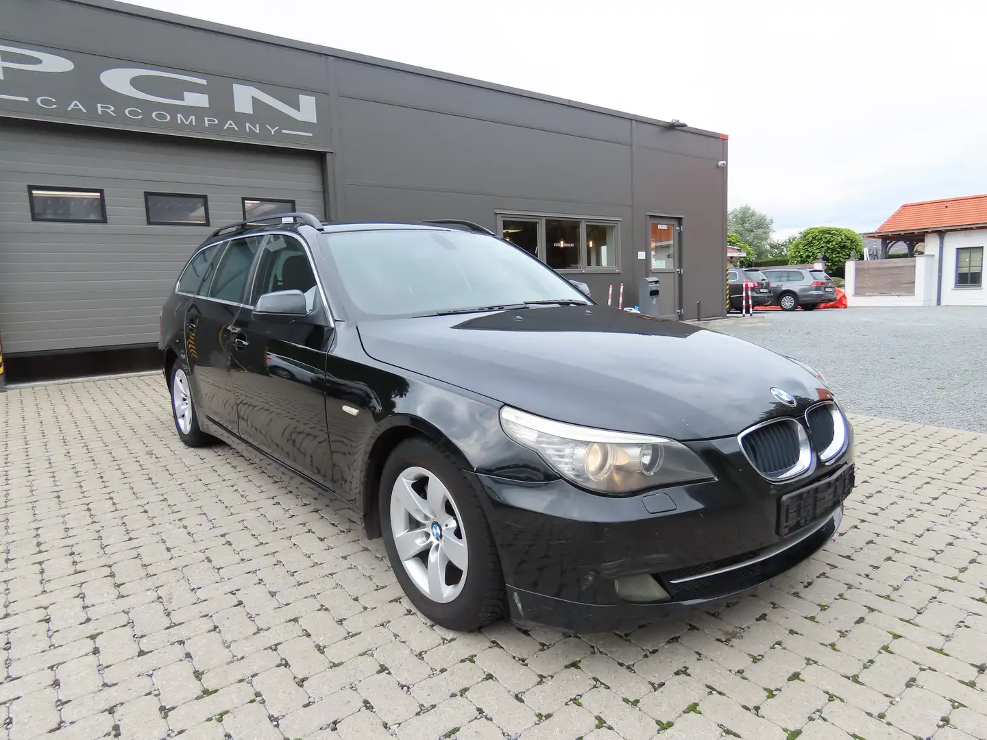 BMW 520 520d Touring - 1