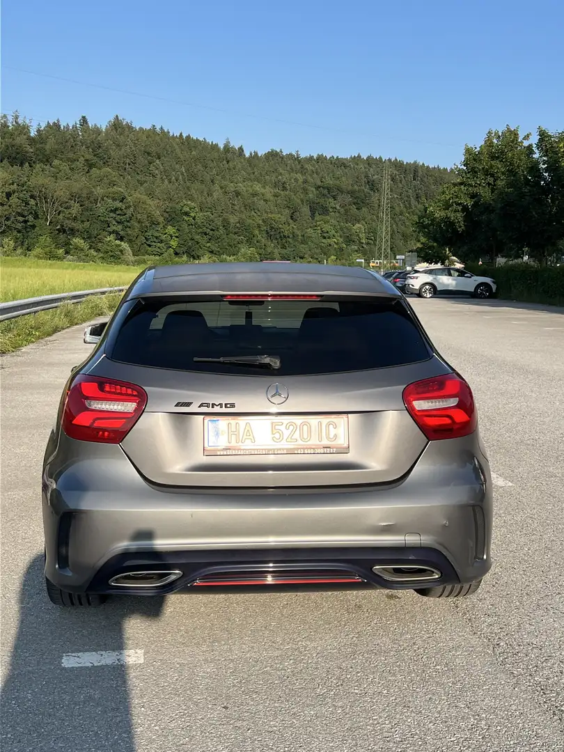 Mercedes-Benz A 200 Amg line - 2