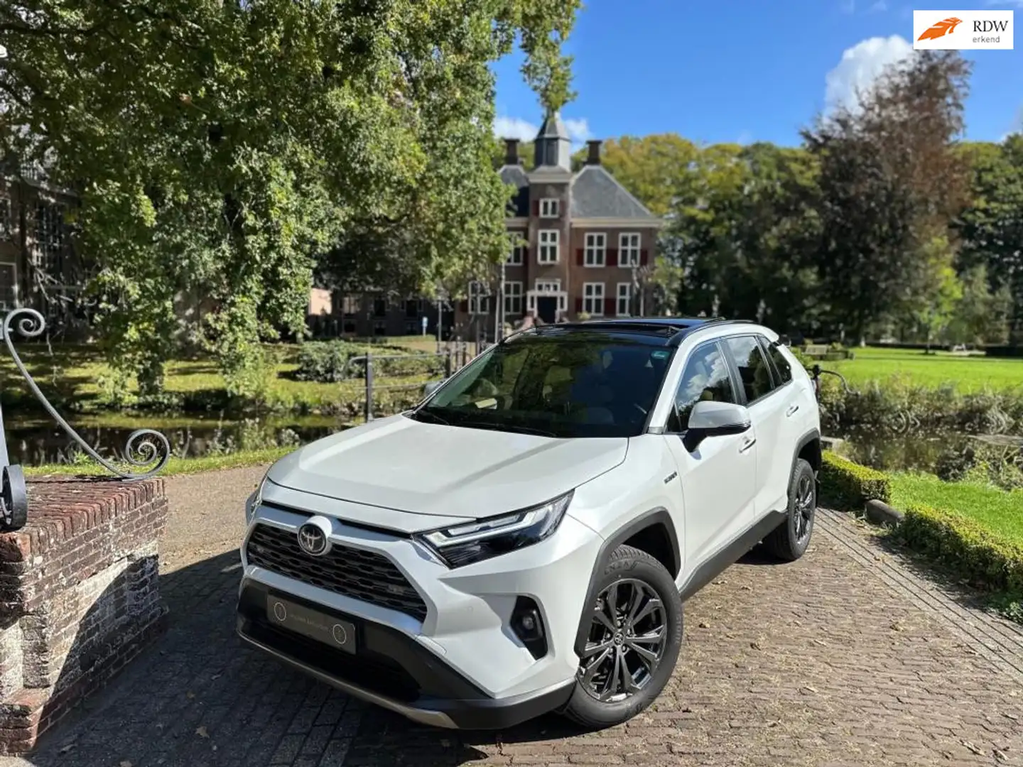 Toyota RAV 4 AWD | Pano | Memory | Stoelventilatie | Leder | Blanc - 1