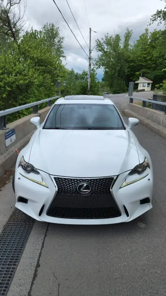 Lexus IS fotografie Lexus IS