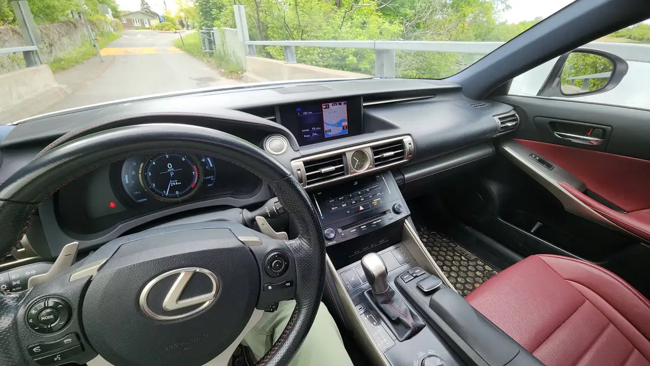 Lexus IS fotografie Lexus IS