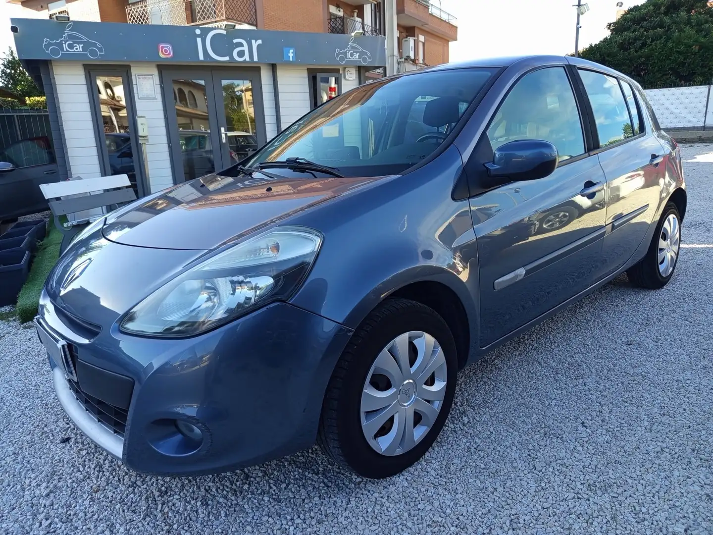 Renault Clio 5p 1.2 16v Confort Grigio - 2