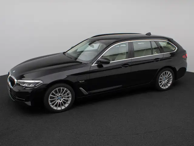 BMW 5 Series view 12