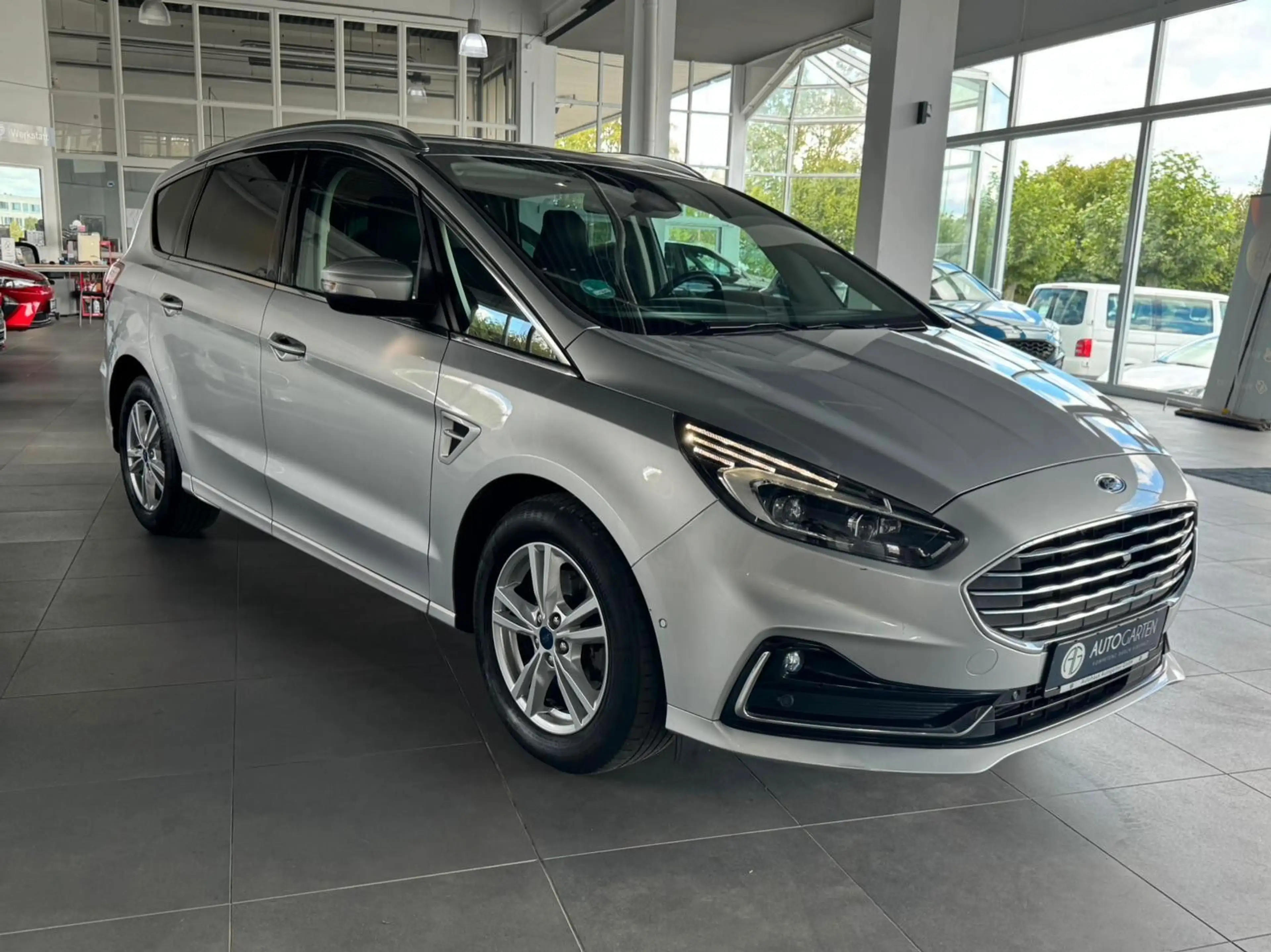 Ford S-Max S-MAX Titanium*AUTOM*NAVI* — photo 2