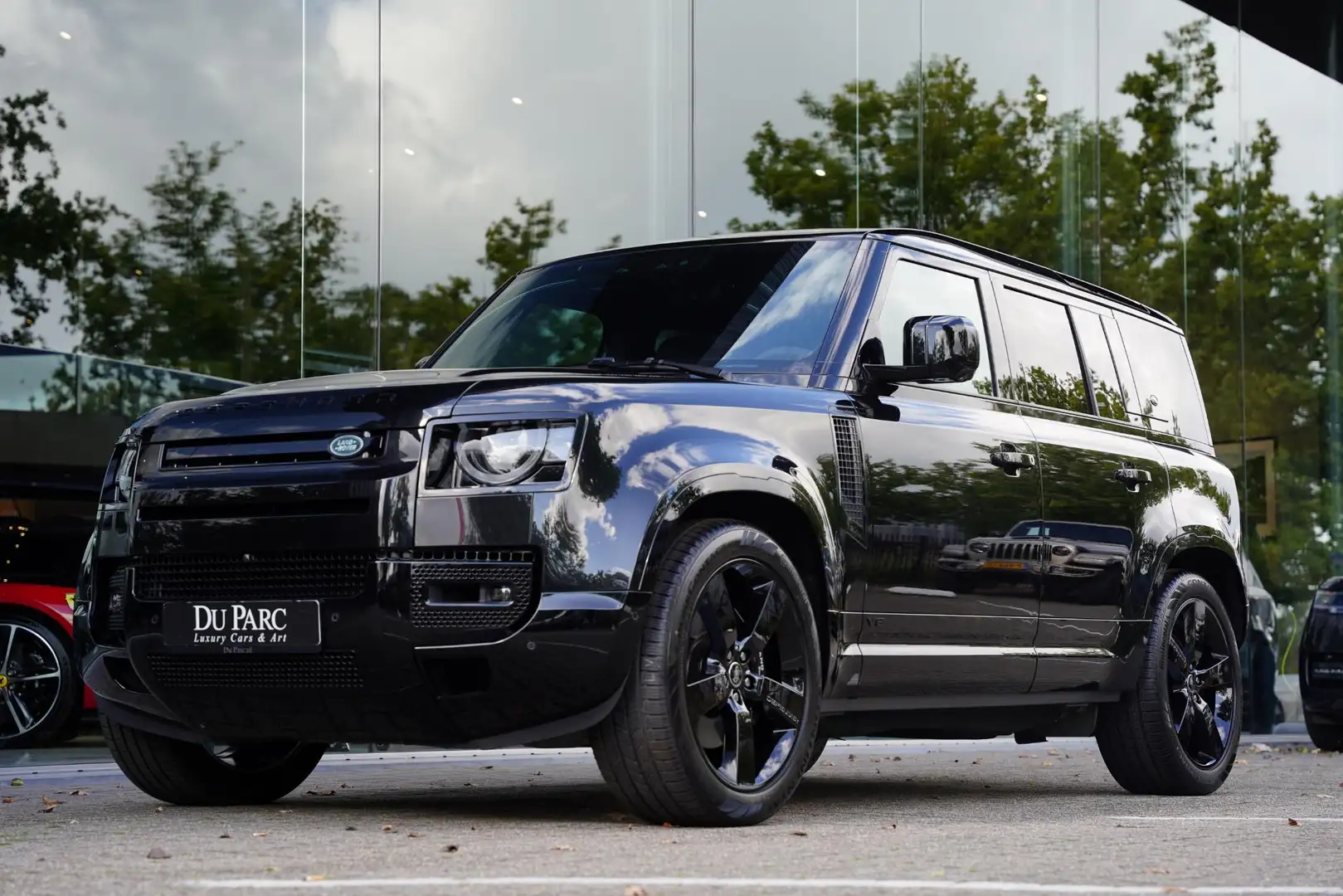 Land Rover Defender 110 P 525 V 8 Black Edition Zwart - 1