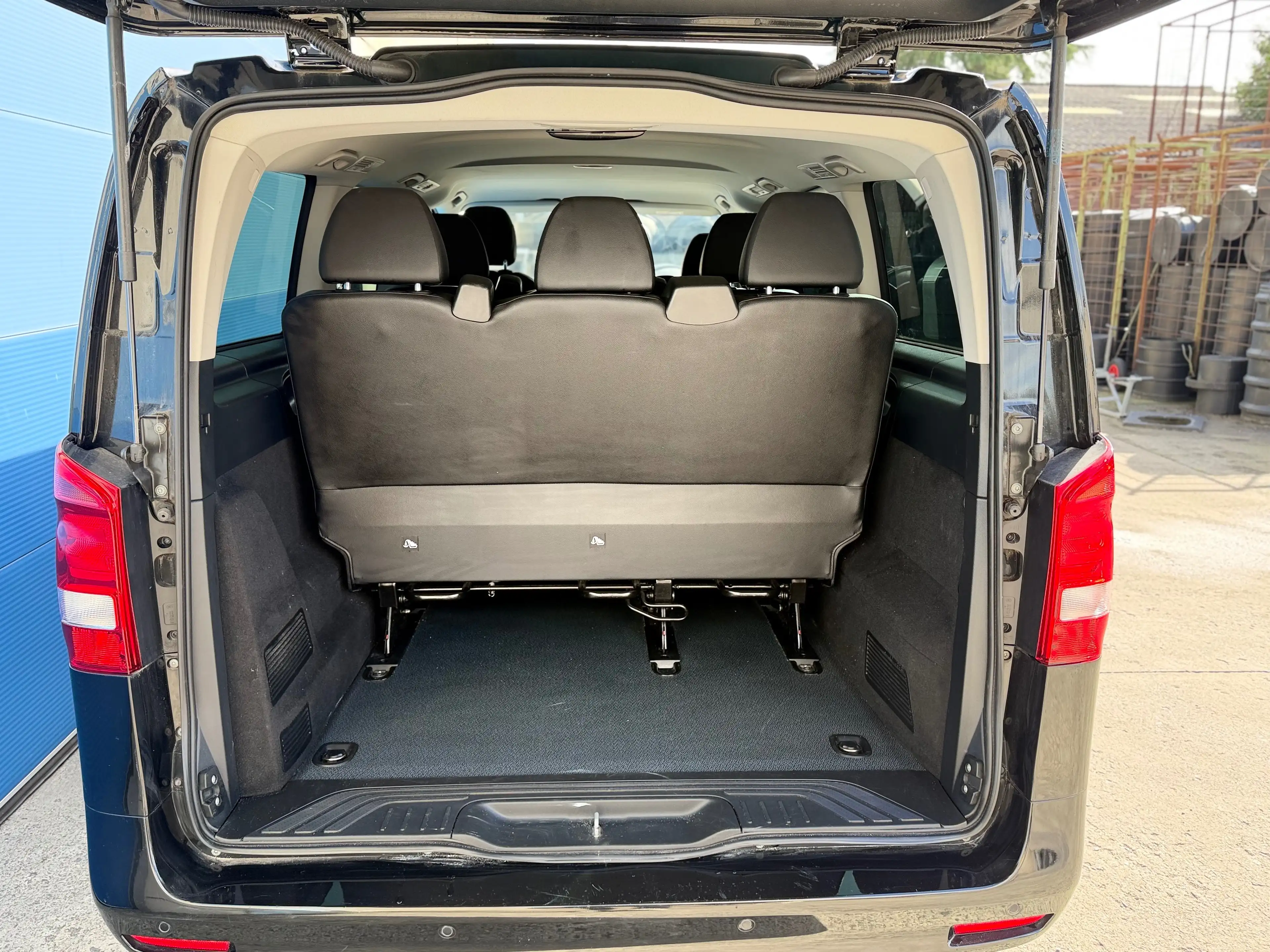 Mercedes-Benz Vito 114 Tourer Automaat - 9 PL - Ecoscore 55 (€31.397 ex btw ) — photo 4