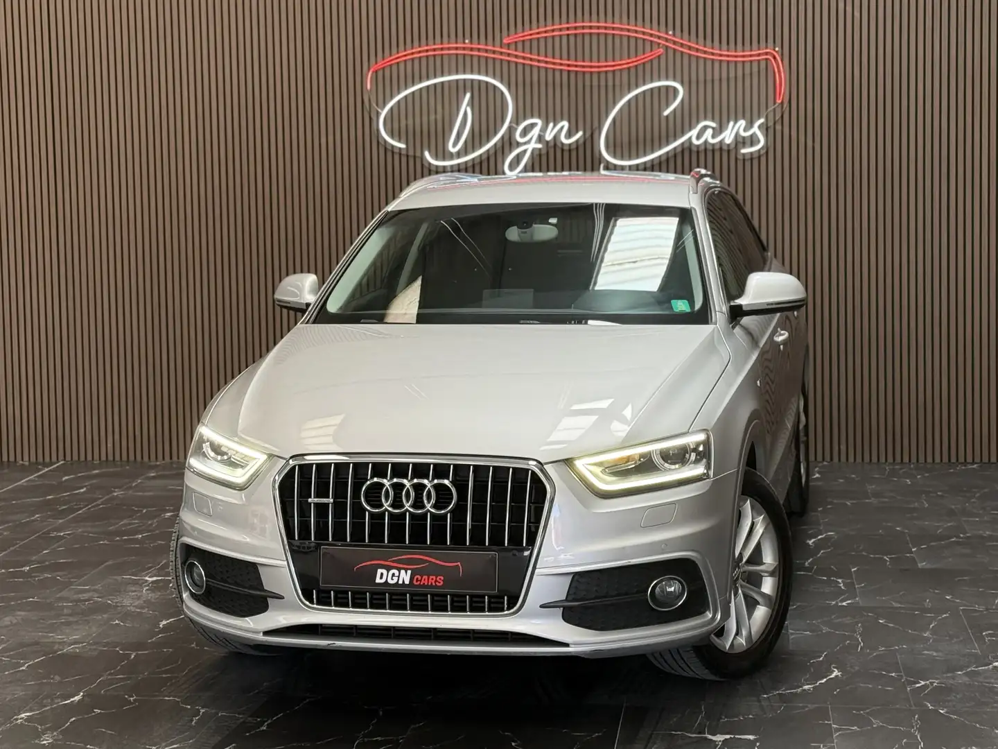 Audi Q3 Q3 2.0 TDi Quattro S line S tronic Gris - 1
