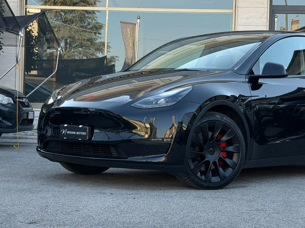 Tesla Model Y Long Range Dual Motor AWD | 208 ch | BVA | Autopilot | Toit panoramique | Jantes 20" | Sièges AV/AR chauffants | Caméra 360°