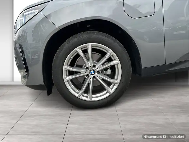 BMW X3 view 6