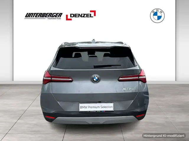 BMW X3 view 5