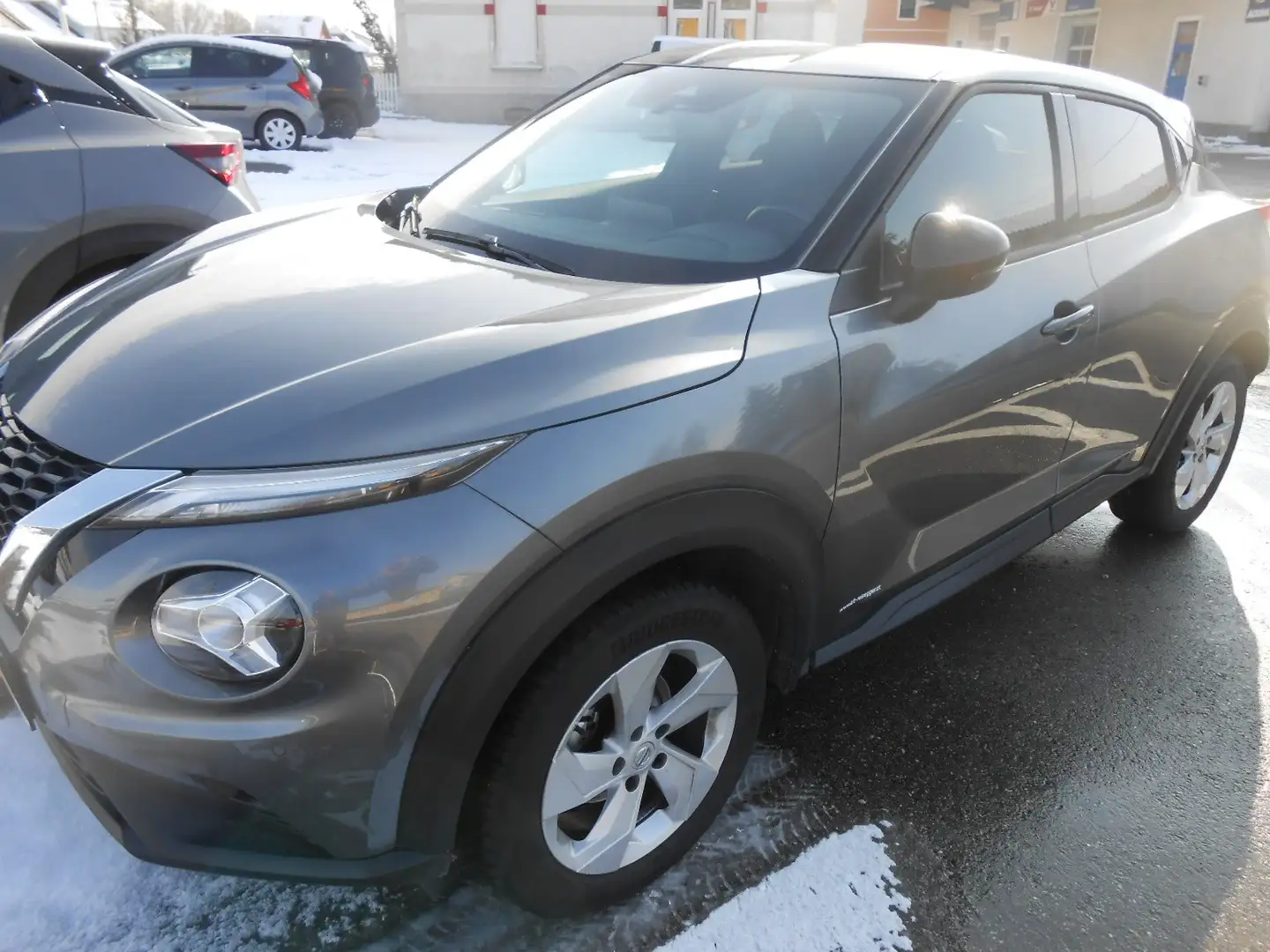 Nissan Juke Juke 1,0 DIG-T N-Connecta N-Connecta Grau - 1