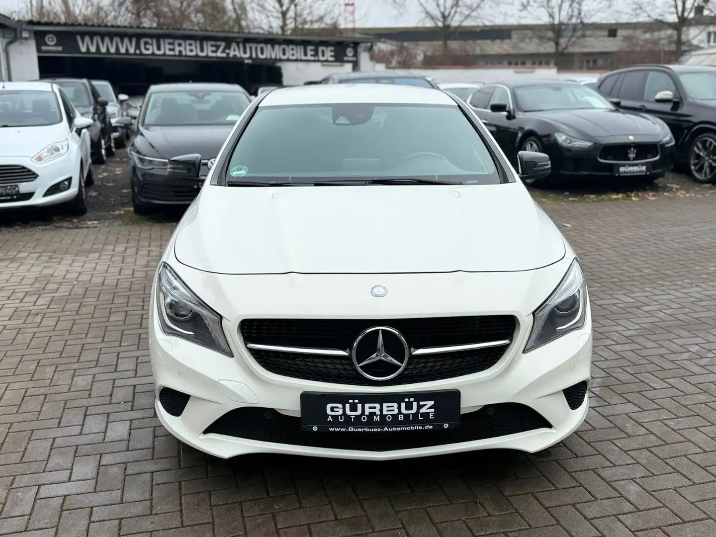 Mercedes-Benz CLA 200 *RFK*TEMPOMAT*SHZG* Weiß - 2