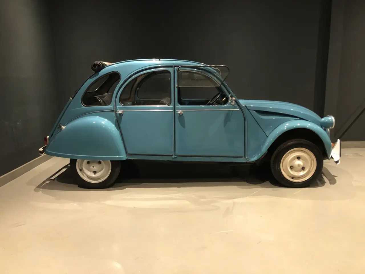 Citroen 2CV 6 Speciaal, foto 5