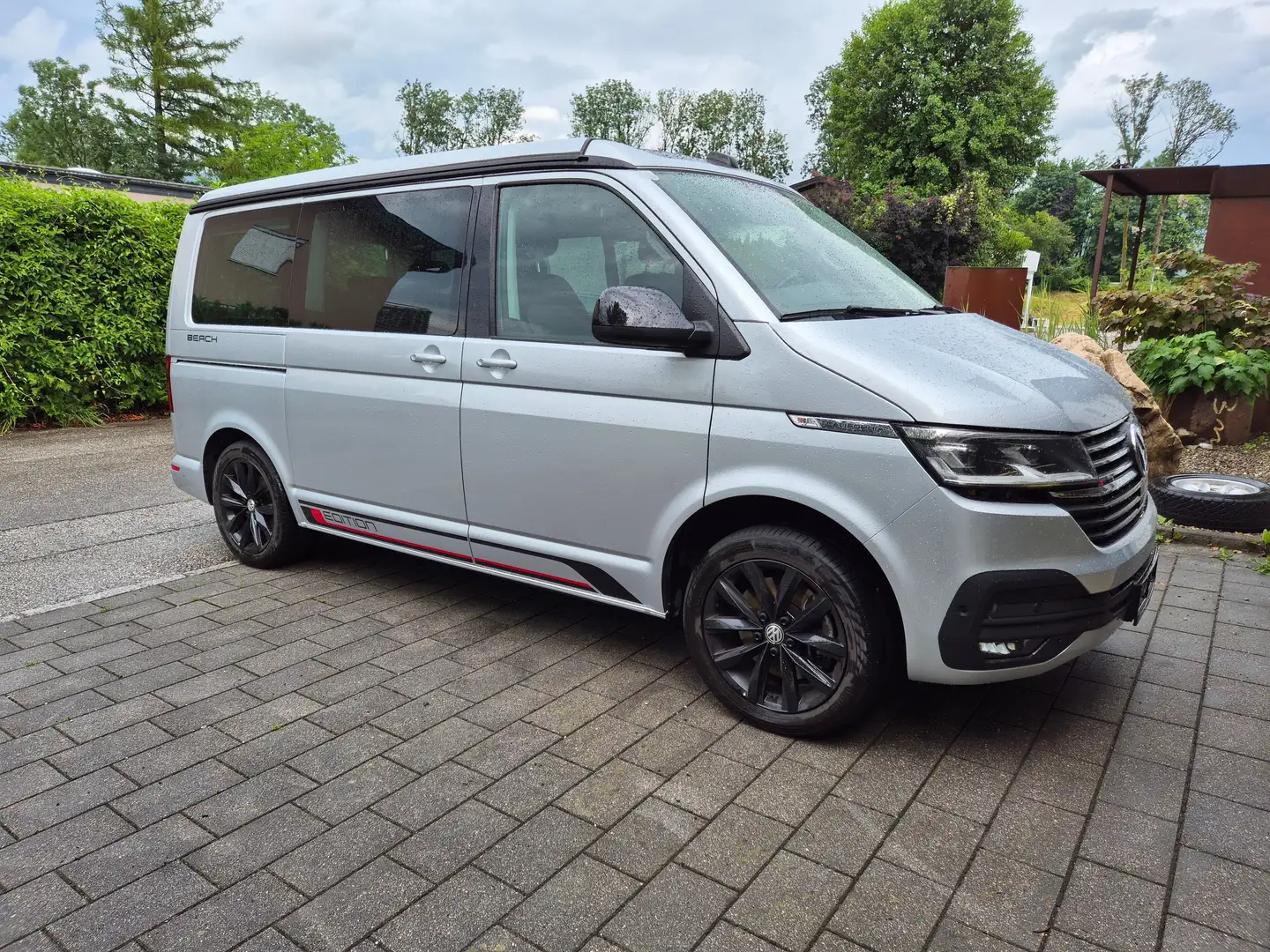 Volkswagen T6 California T6.1 California Beach Edition 2,0 TDI 4Motion DSG Silber - 1
