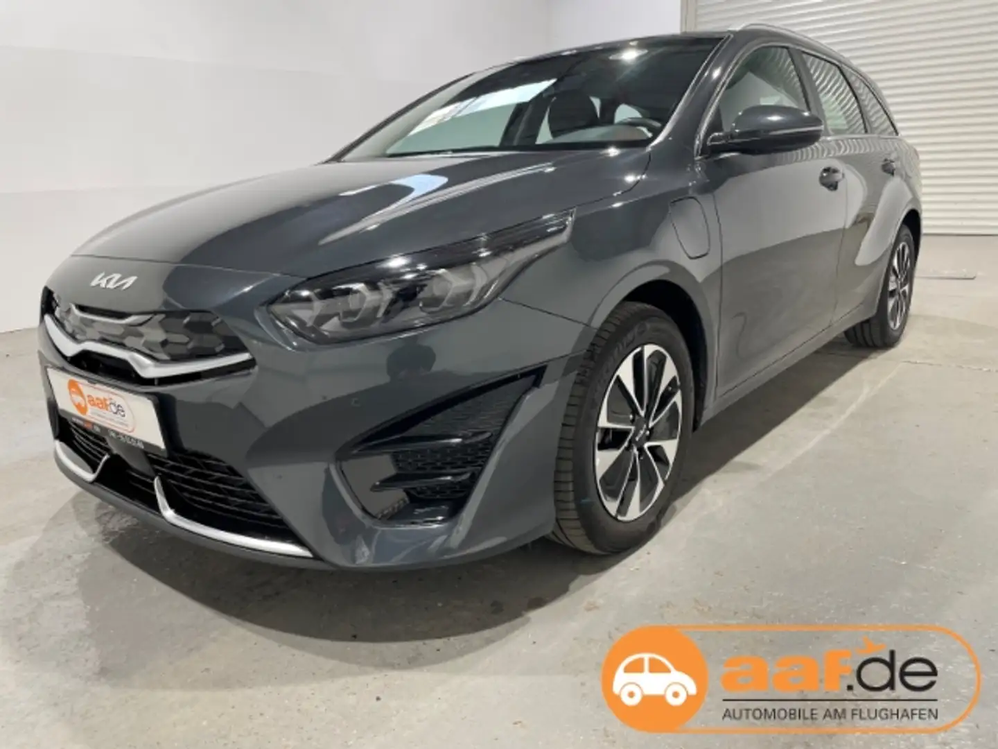 Kia Ceed SW / cee'd SW 1.6 Spirit PIH EU6d Navi LED SHZ ACC Temp PDCv+h Grau - 1