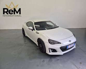 GT86 2.0 white pearl exhaust trd
