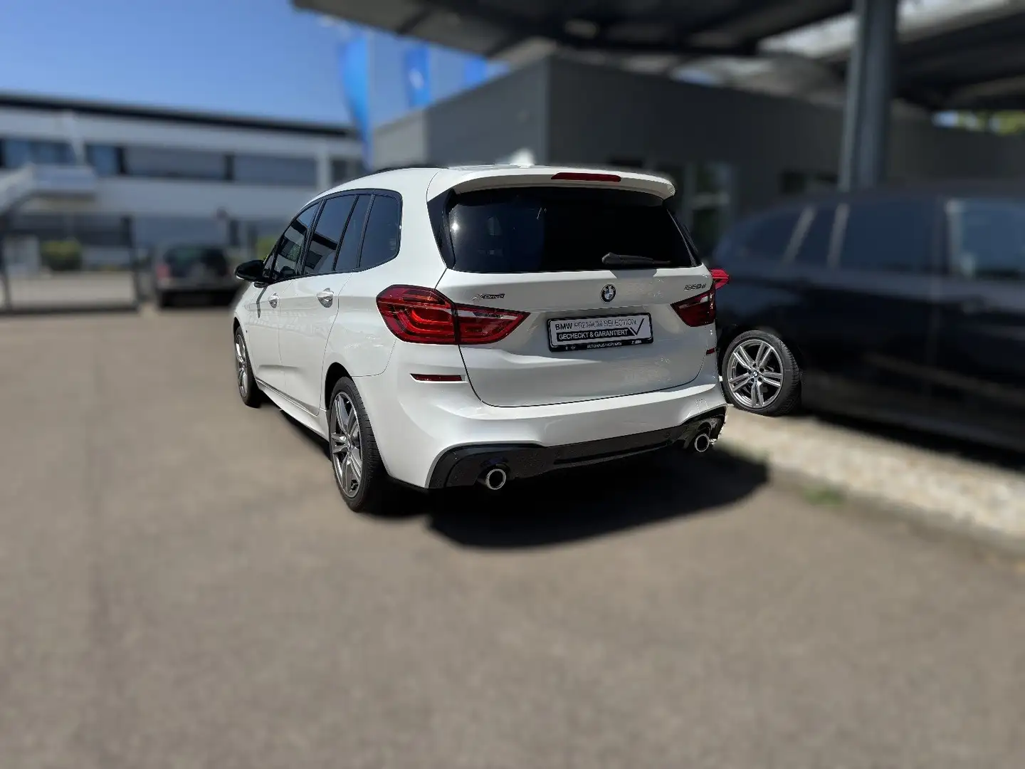 BMW 220 2er Gran Tourer Diesel 220d GT xDrive Aut. M Sport Blanco - 2