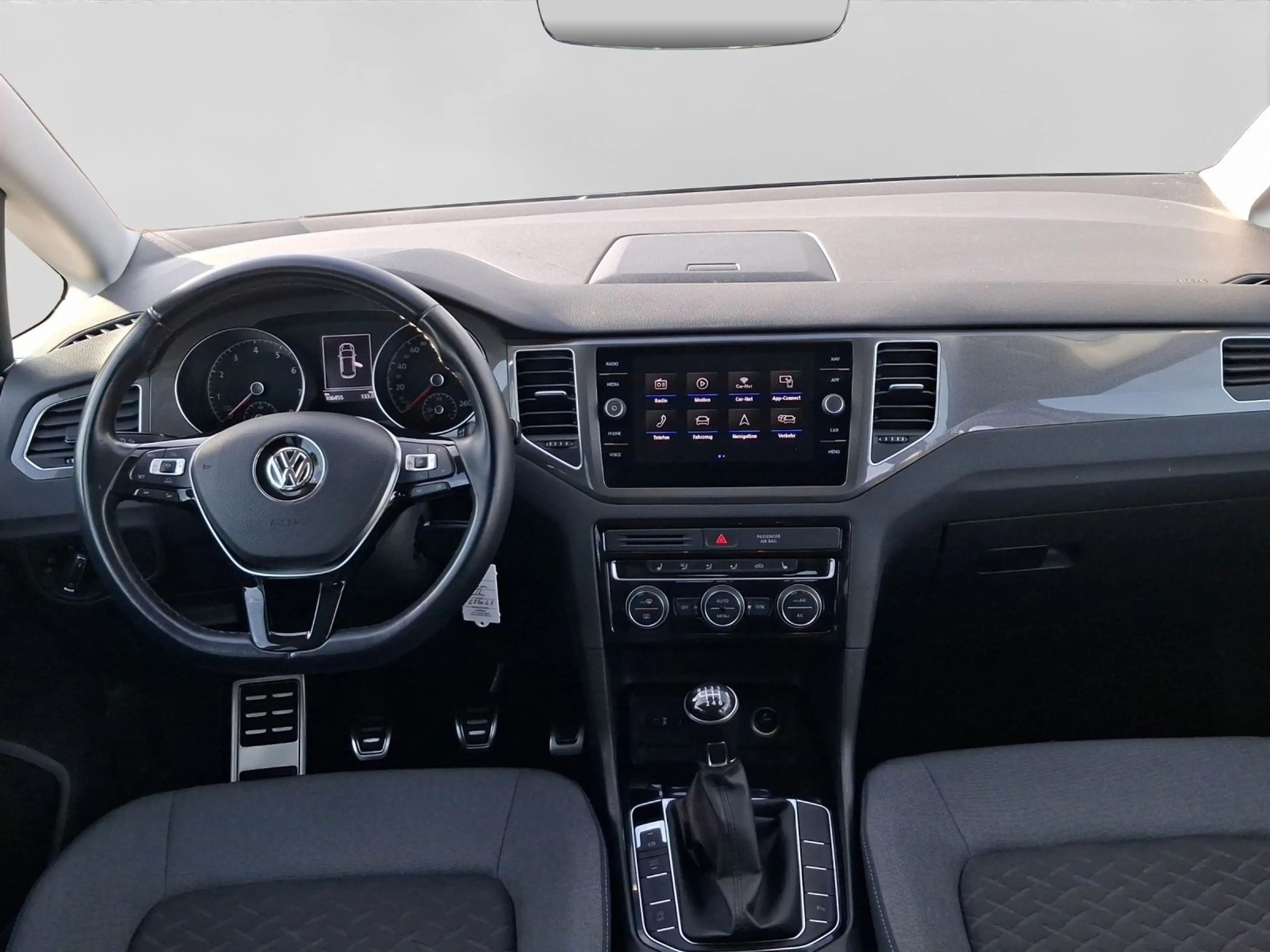 Volkswagen Golf Sportsvan 1.0 TSI JOIN LM GJR SHZ — photo 5