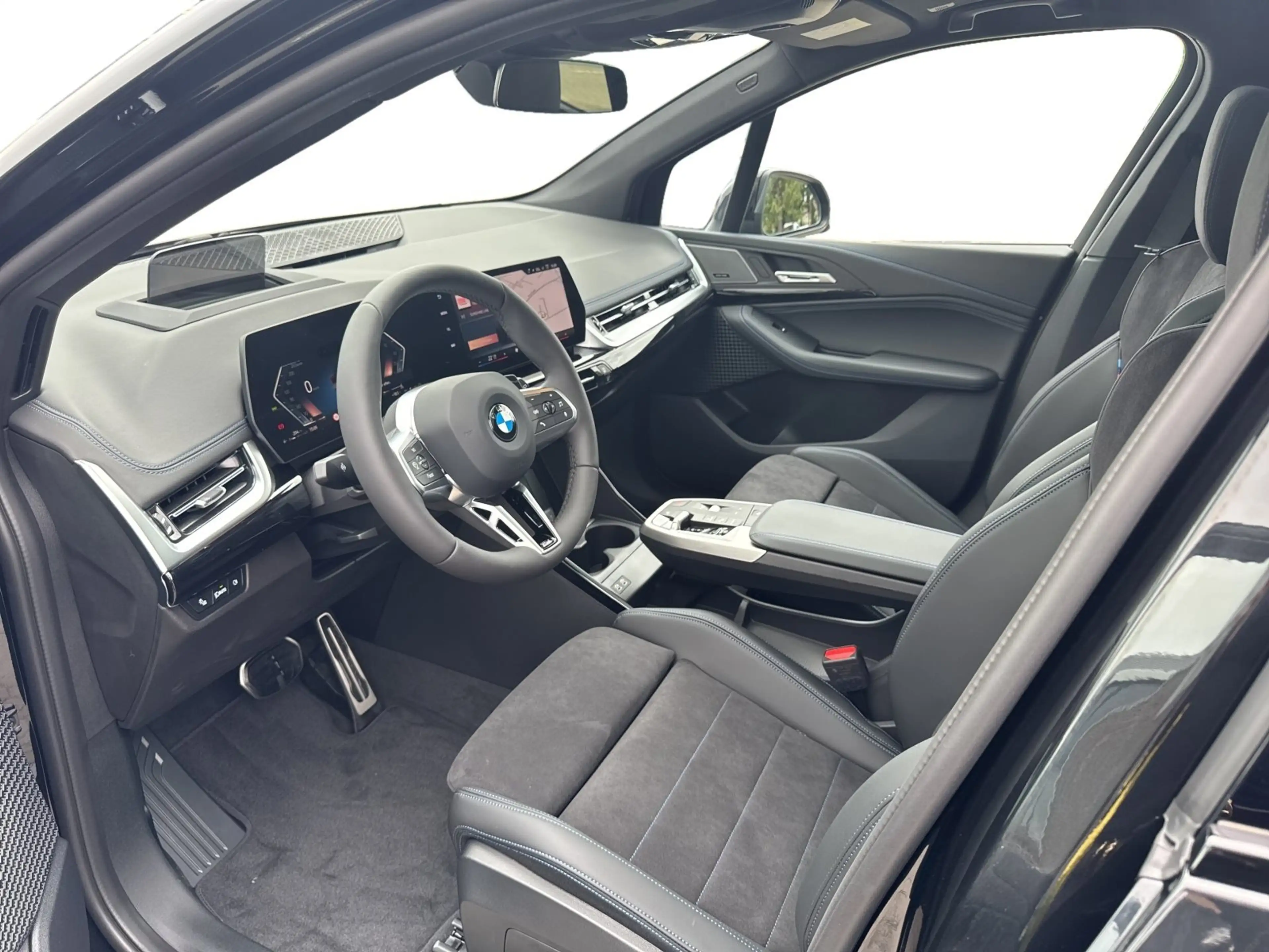 BMW 220 i AHK 360° HEAD-UP PANO RFK HIFI LENKRADHZ BT — photo 11