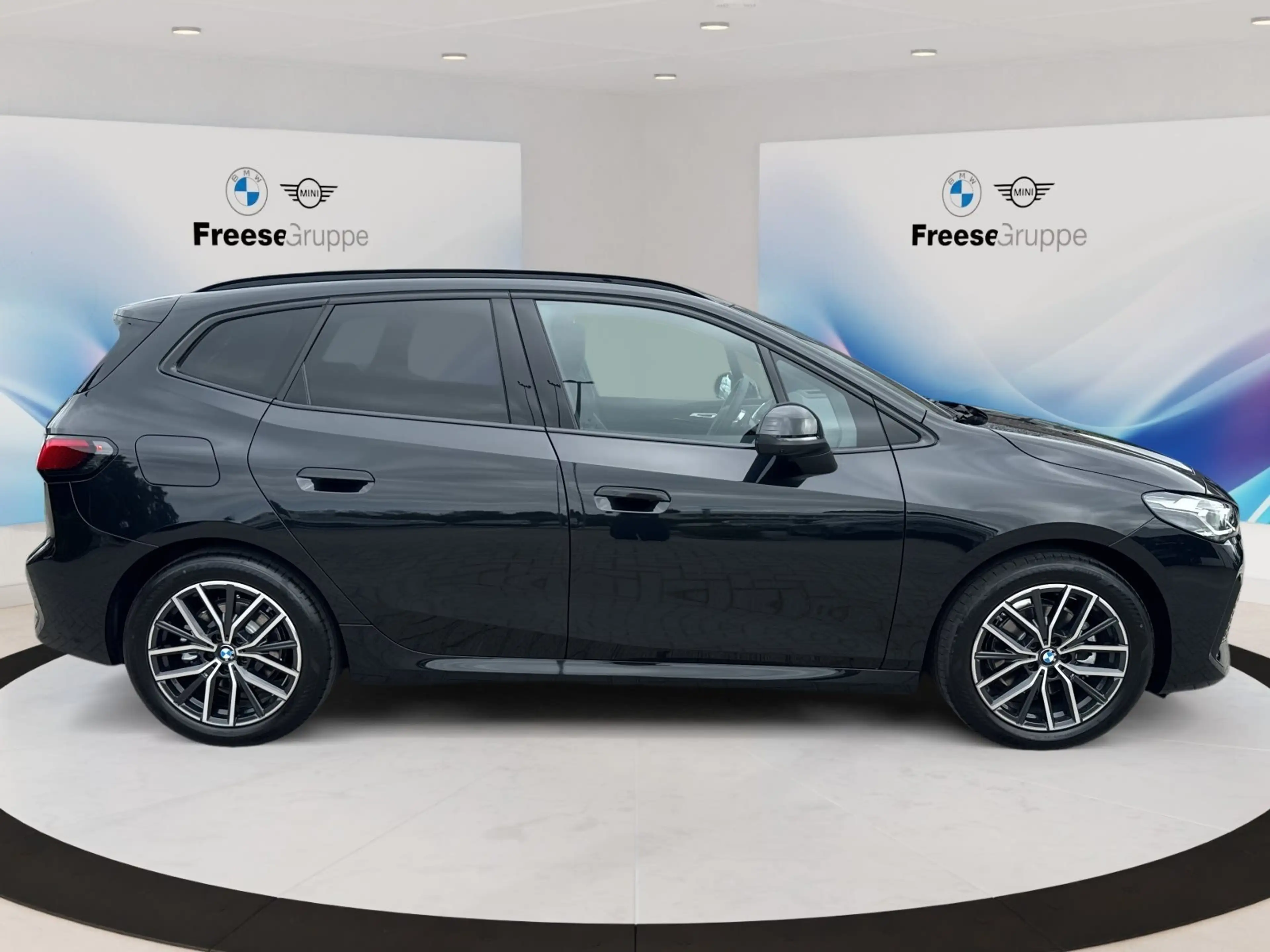 BMW 220 i AHK 360° HEAD-UP PANO RFK HIFI LENKRADHZ BT — photo 7