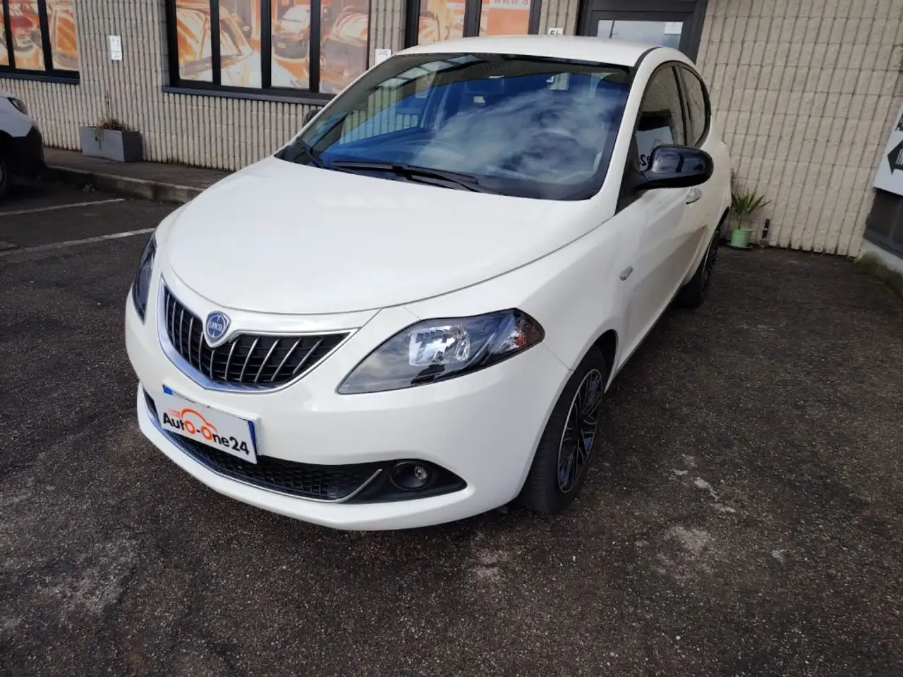Lancia Ypsilon 2023