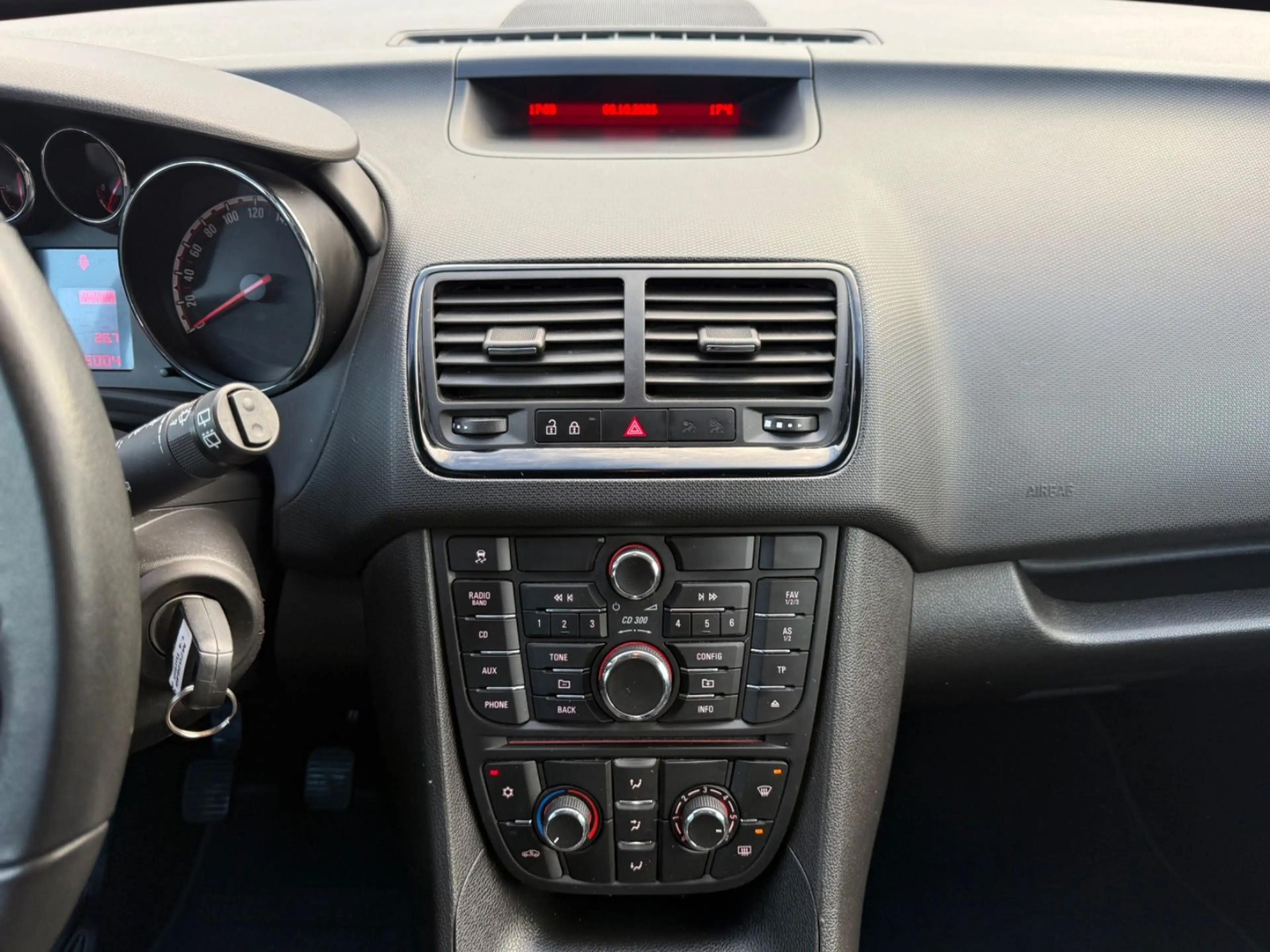 Opel Meriva B  Turbo Active.Klima!Tüv neu! — photo 14