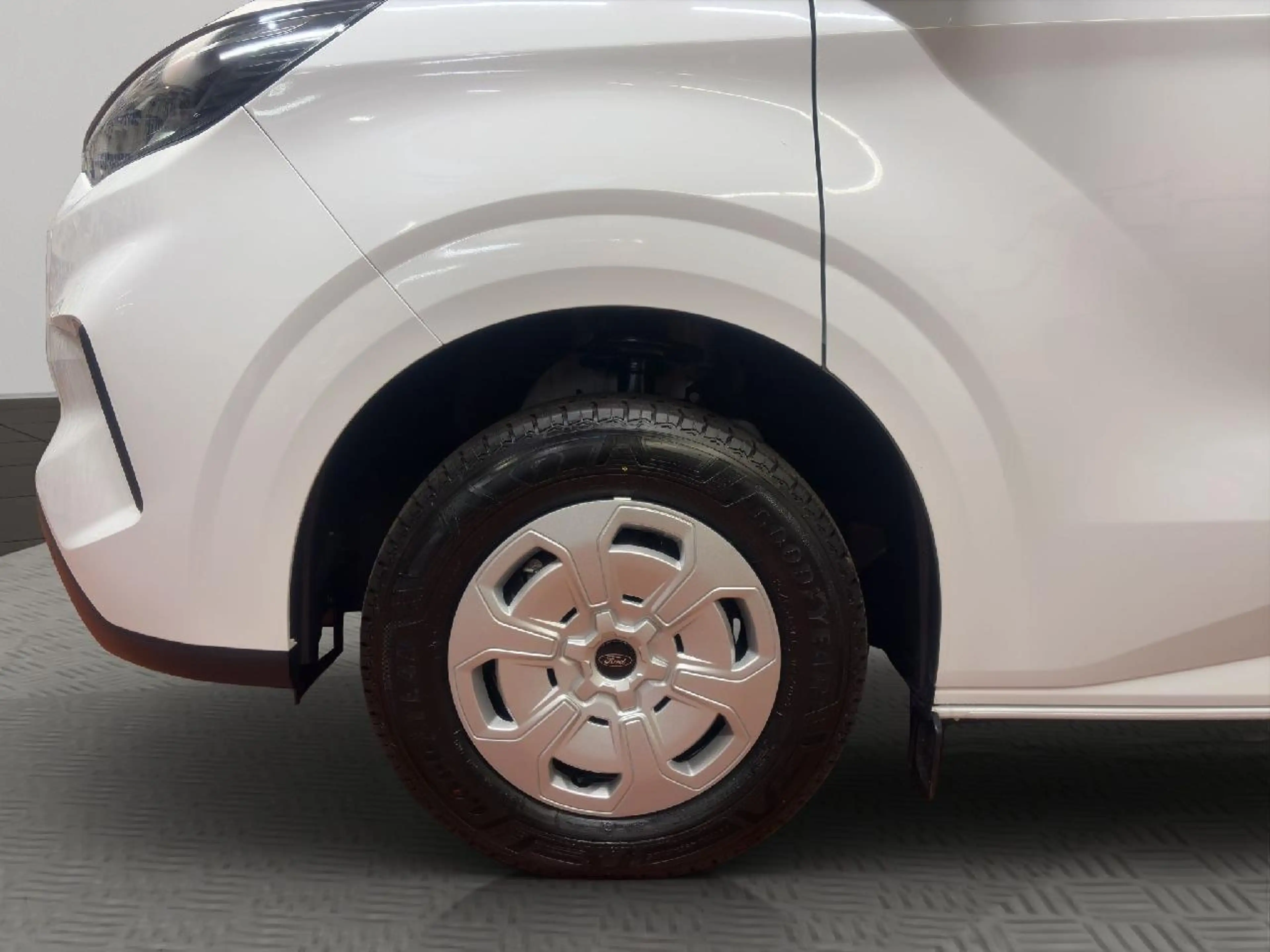 Ford Transit Custom 320 L1 FWD Trend — photo 6