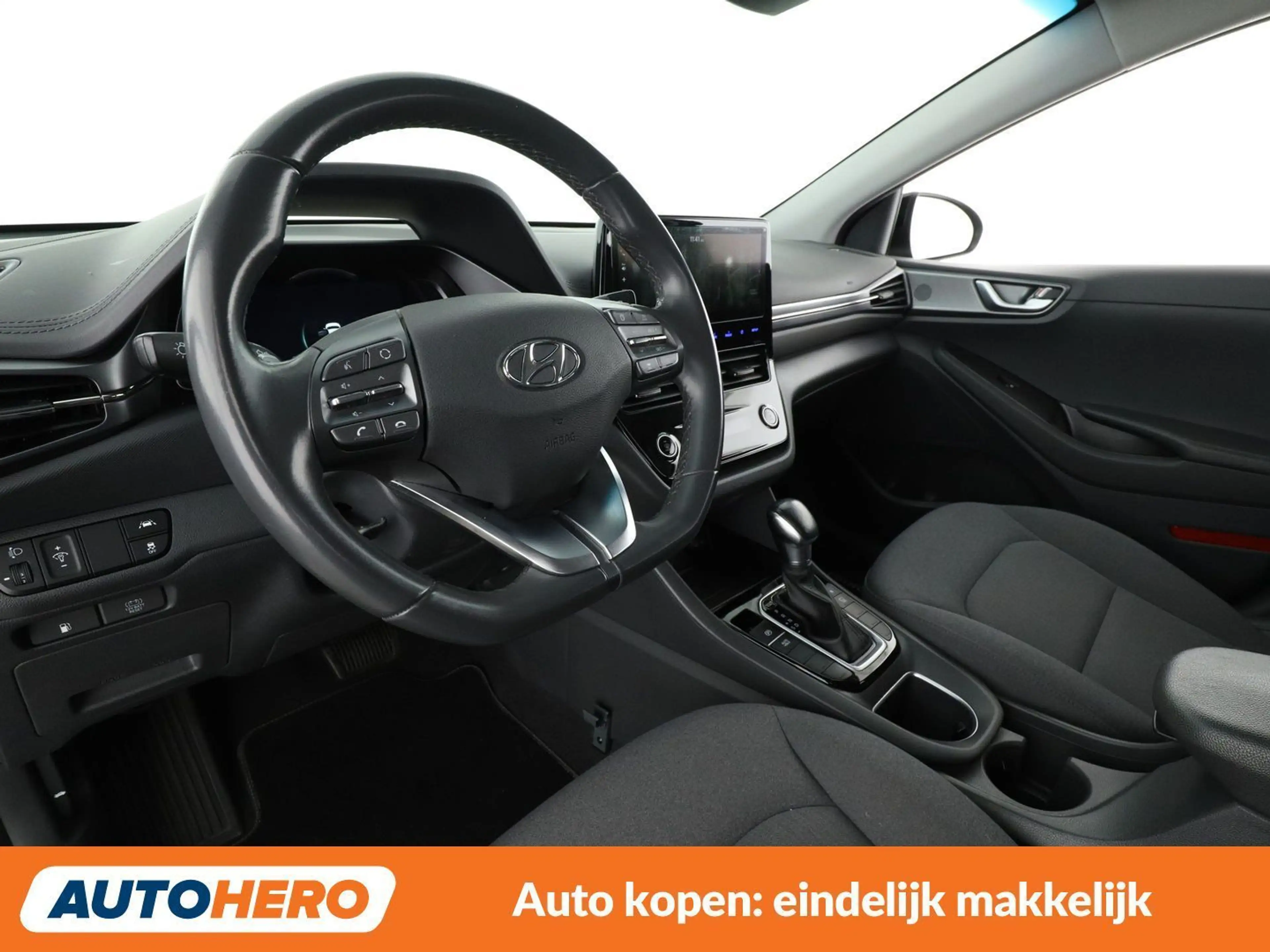 Hyundai IONIQ 1.6 Hybrid Creative — photo 11