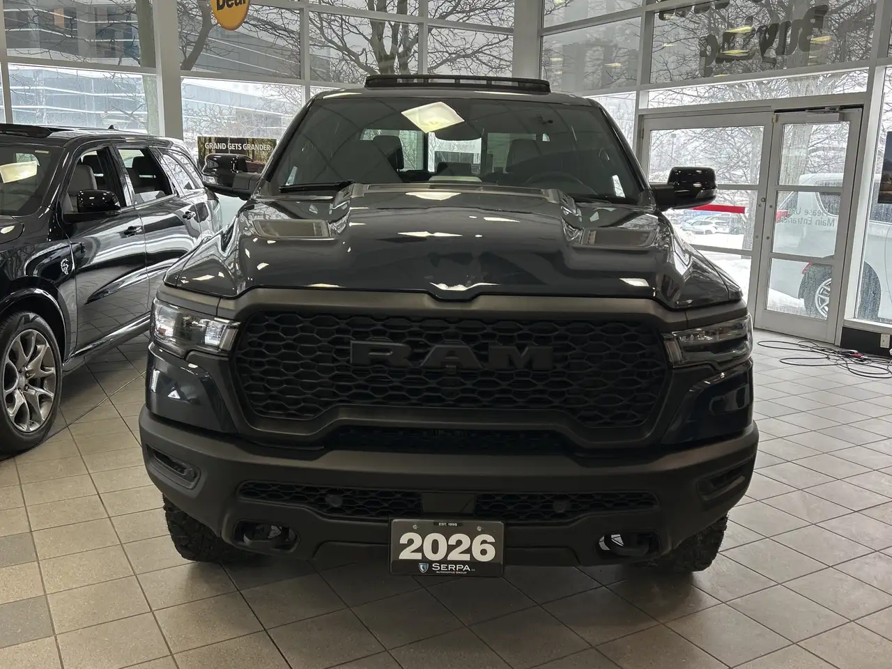 RAM 1500 снимка RAM 1500