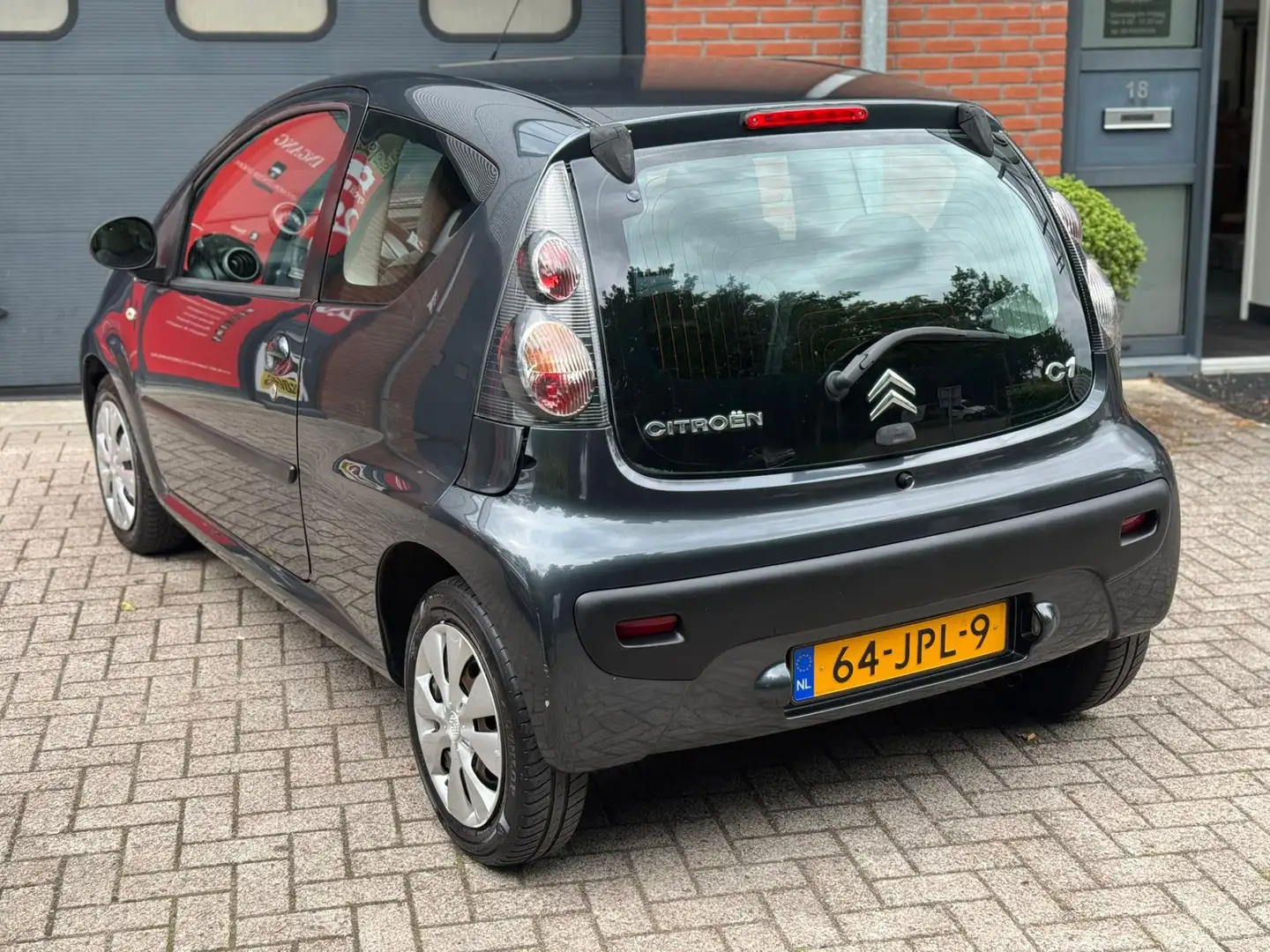 Citroen C1 1.0-12V Ambiance/Elek.pakket/Airco/APK/Onderhouden Grijs - 2