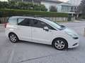 Peugeot 5008 5008 1,6 HDI 115 FAM HDi 115 7 Sitze Panorama Navi Weiß - thumbnail 4