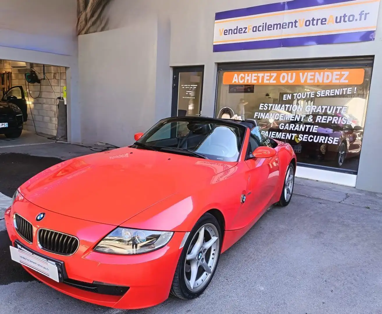 BMW Z4 2.5L, 177cv, 6 CYLINDRES Rouge - 1