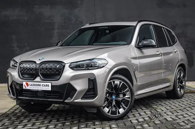 BMW iX3 Impressive-360°camera-Panodak-Full Option