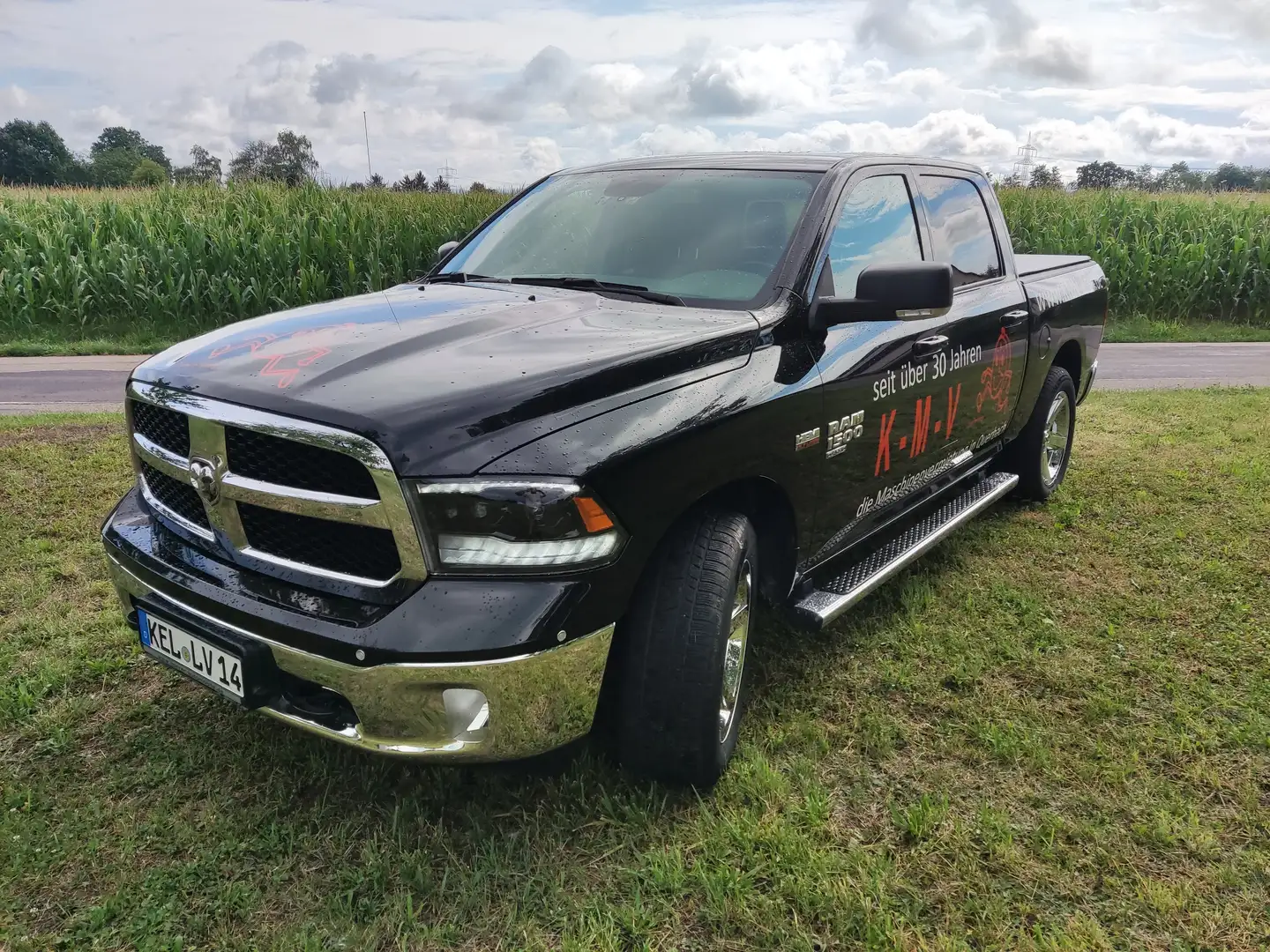 RAM 1500 1500 Crew Cab SLT 4X4 5.7L V8  LPG  TÜV  Neu Schwarz - 2