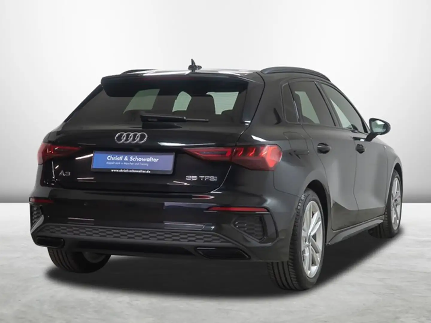 Audi A3 Sportback 35 TFSI S-Tronic S line MATRIX Zwart - 2