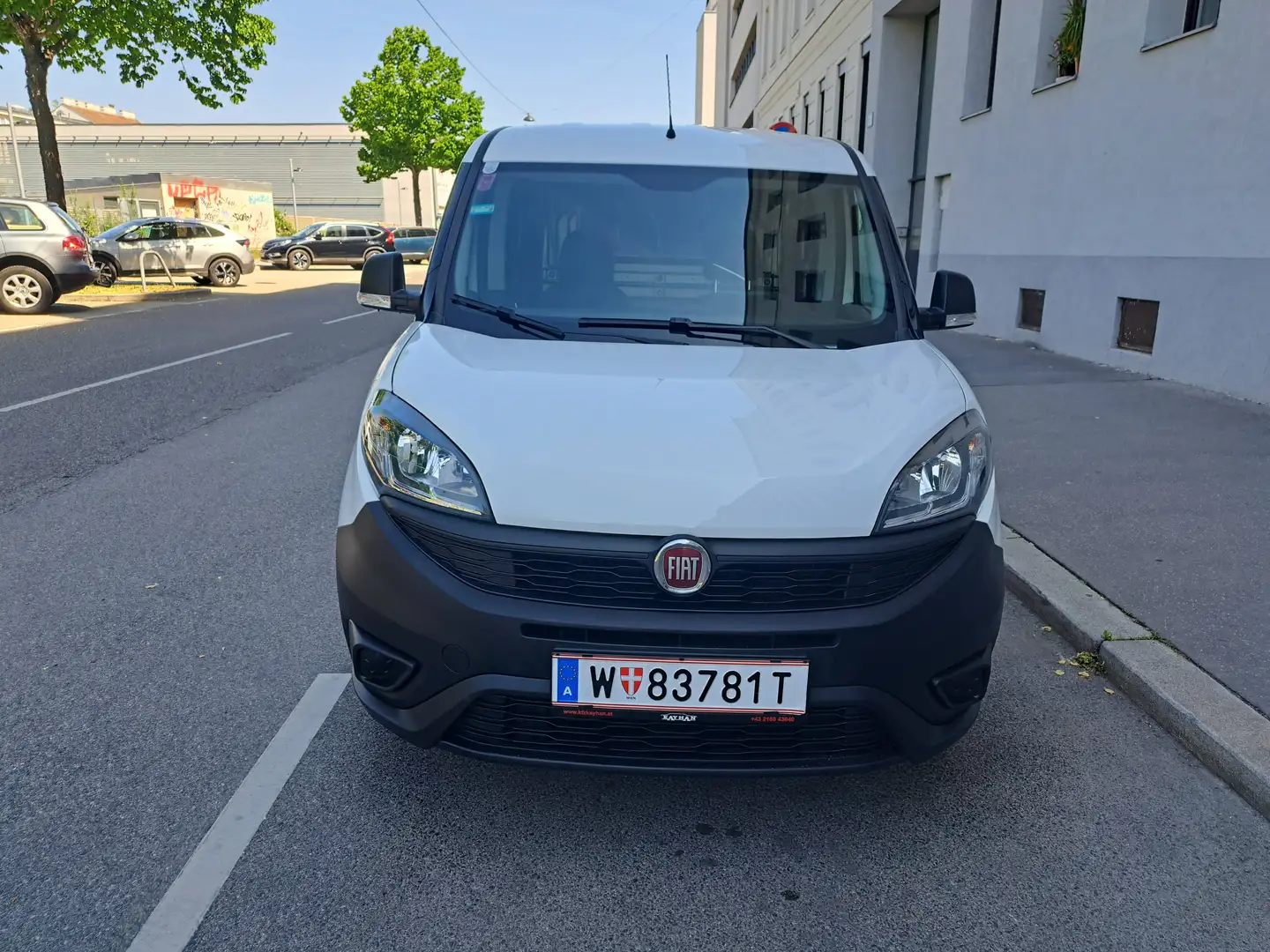 Fiat Doblo Doblo Cargo L2H1 1,3 MultiJet 95 Business Business Weiß - 2