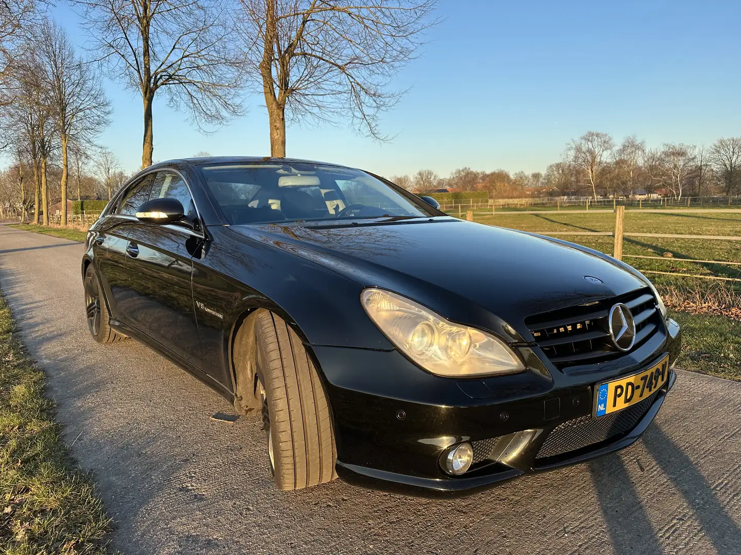 Mercedes-Benz CLS 55 AMG CLS 55 AMG V8, 540pk/830Nmm Schwarz - 2